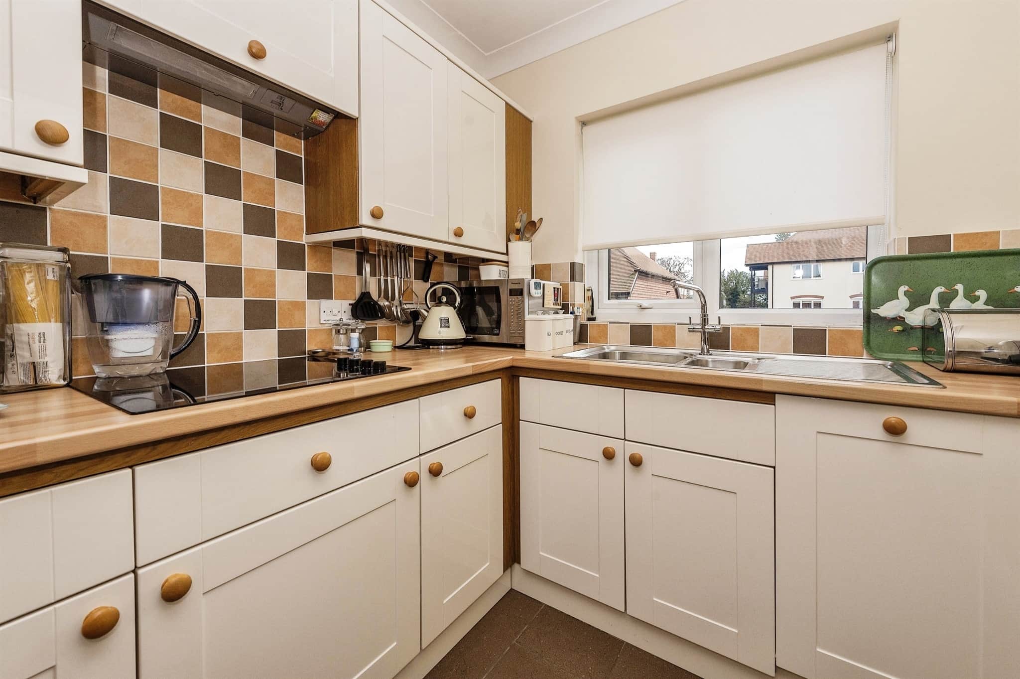 Property at Batchwood View, St. Albans
