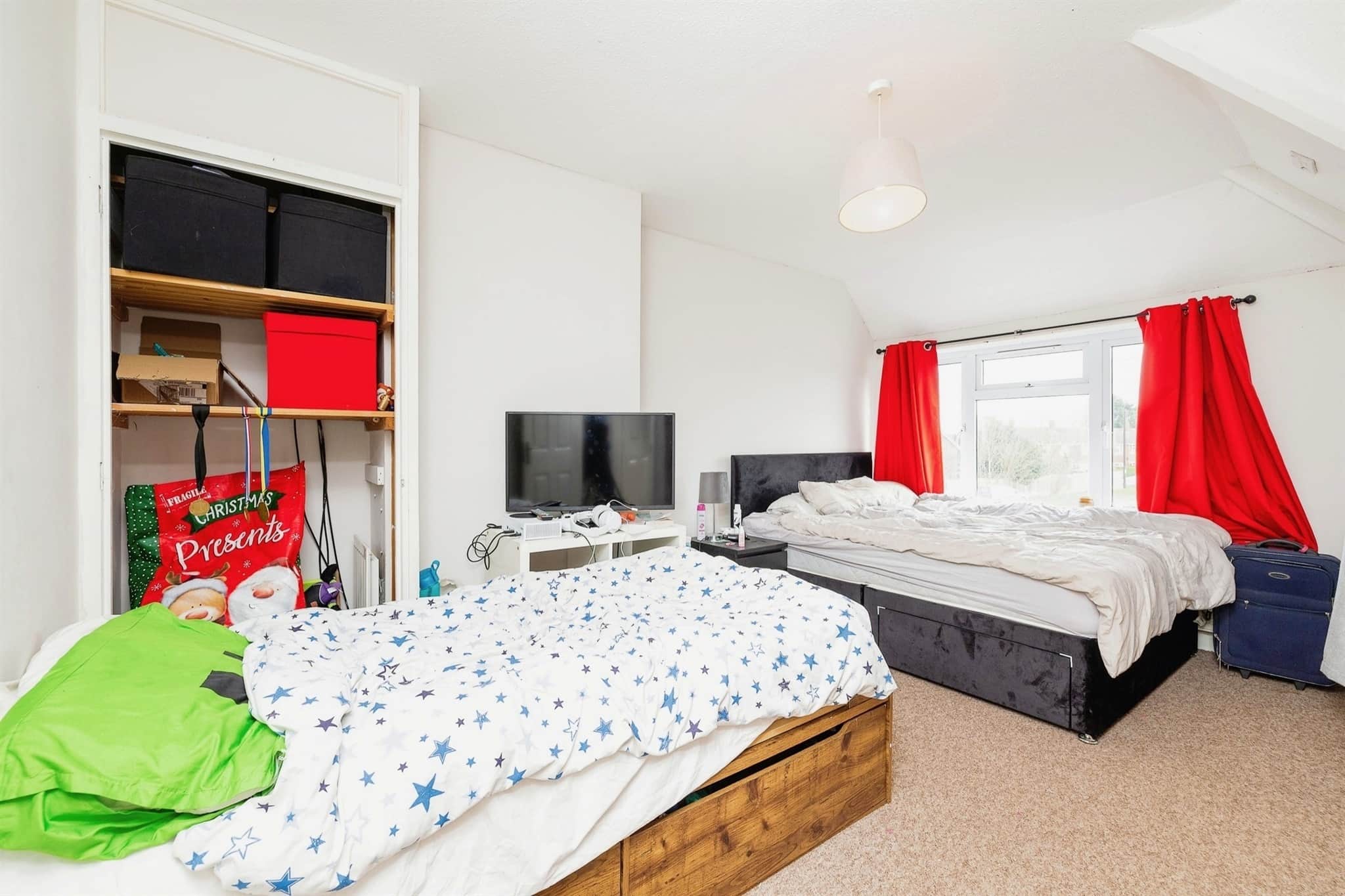 Property at Buckingham Road, Steeple Claydon, Buckingham