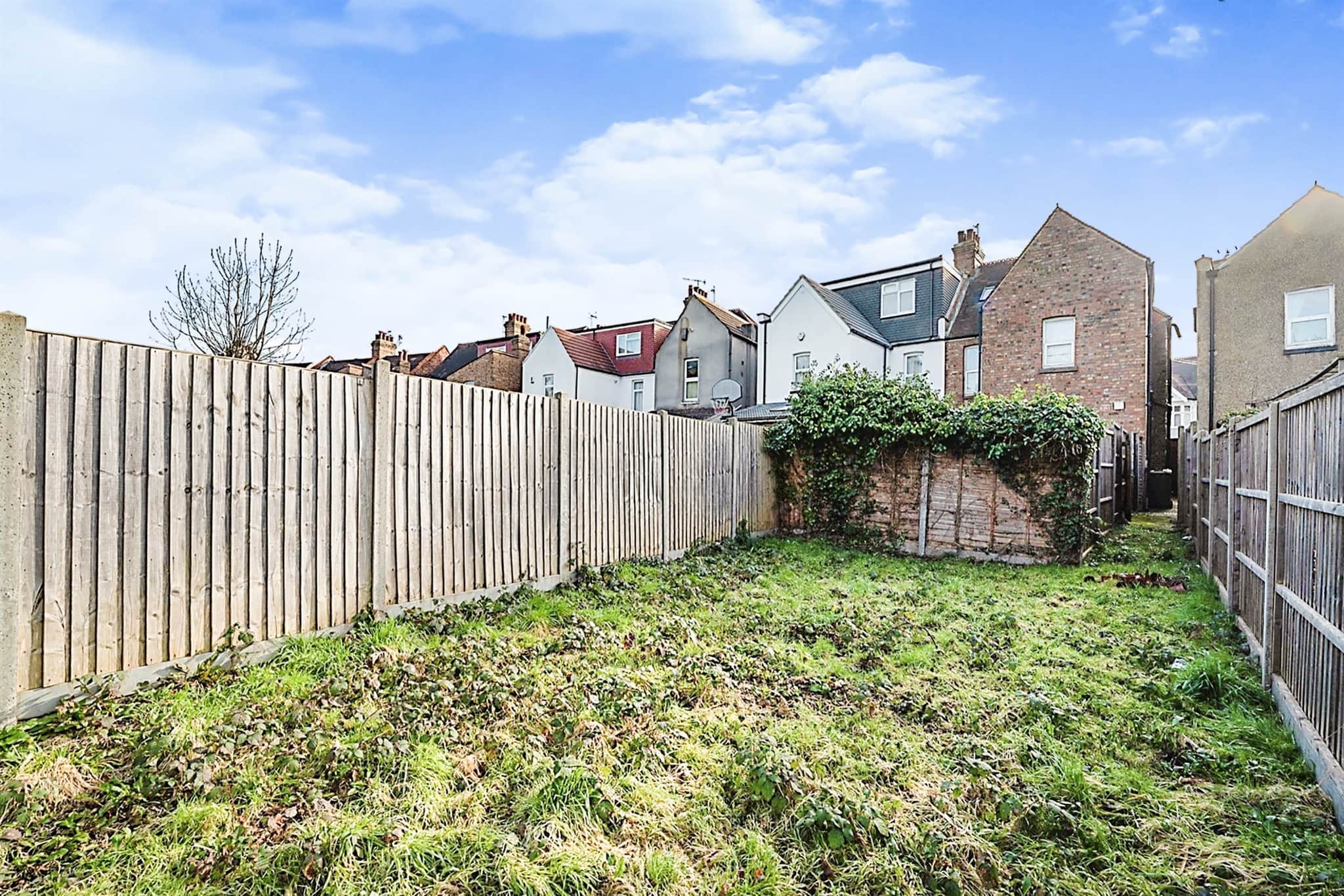 Property at Welldon Crescent, Harrow
