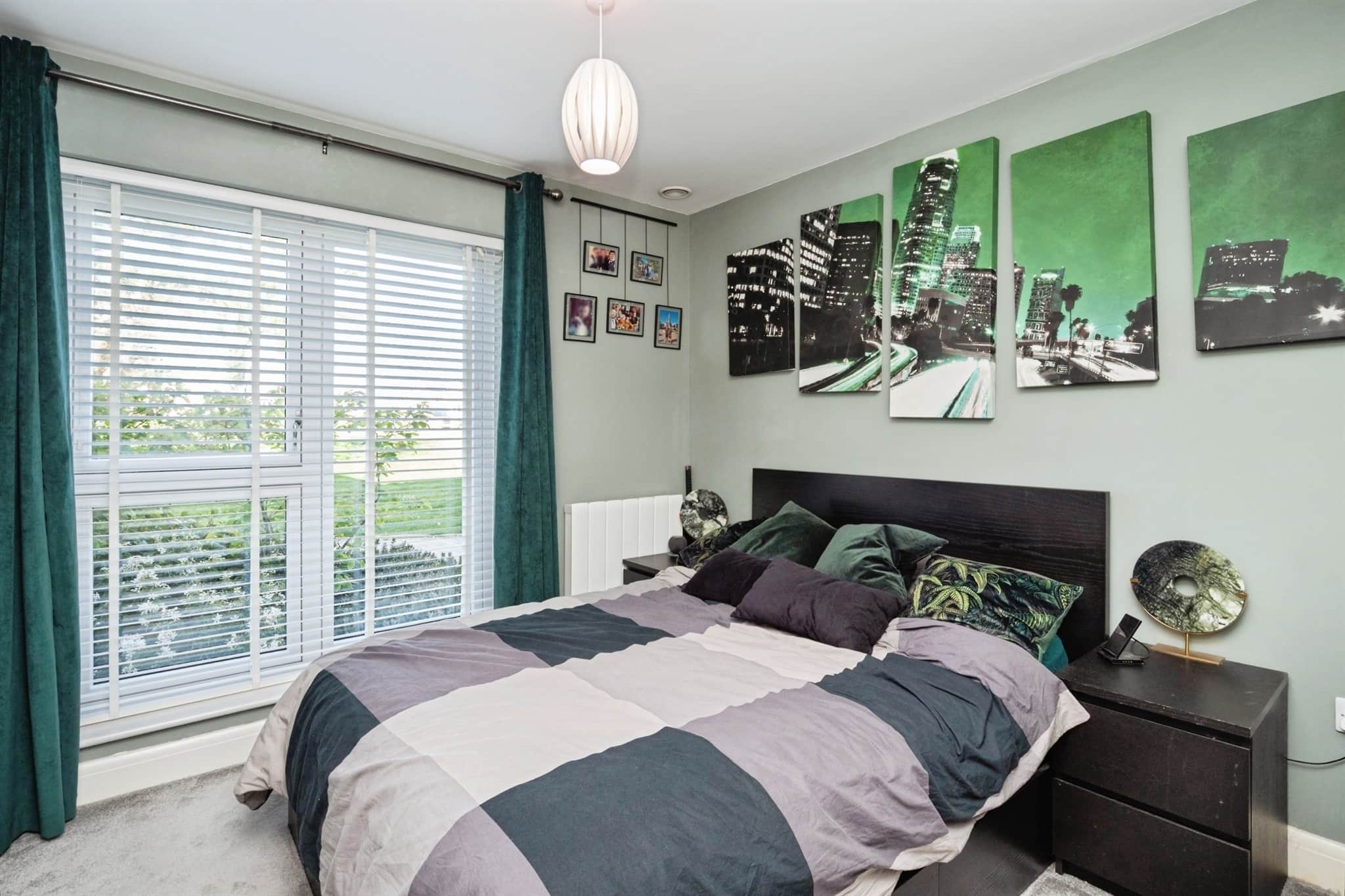 Property at The Green, TUNBRIDGE WELLS