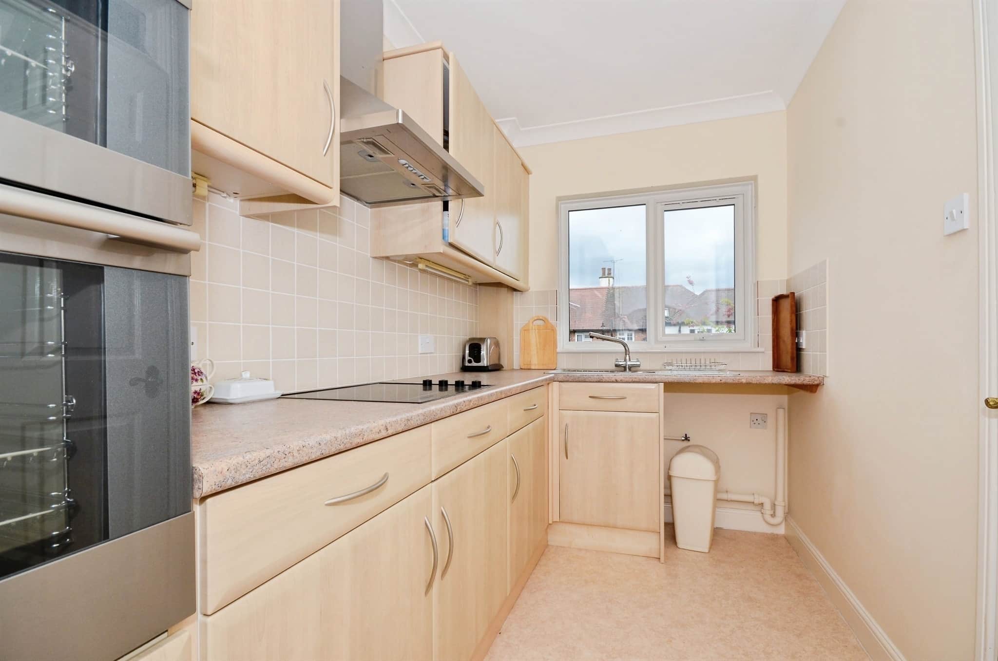 Property at Batchwood View, St. Albans