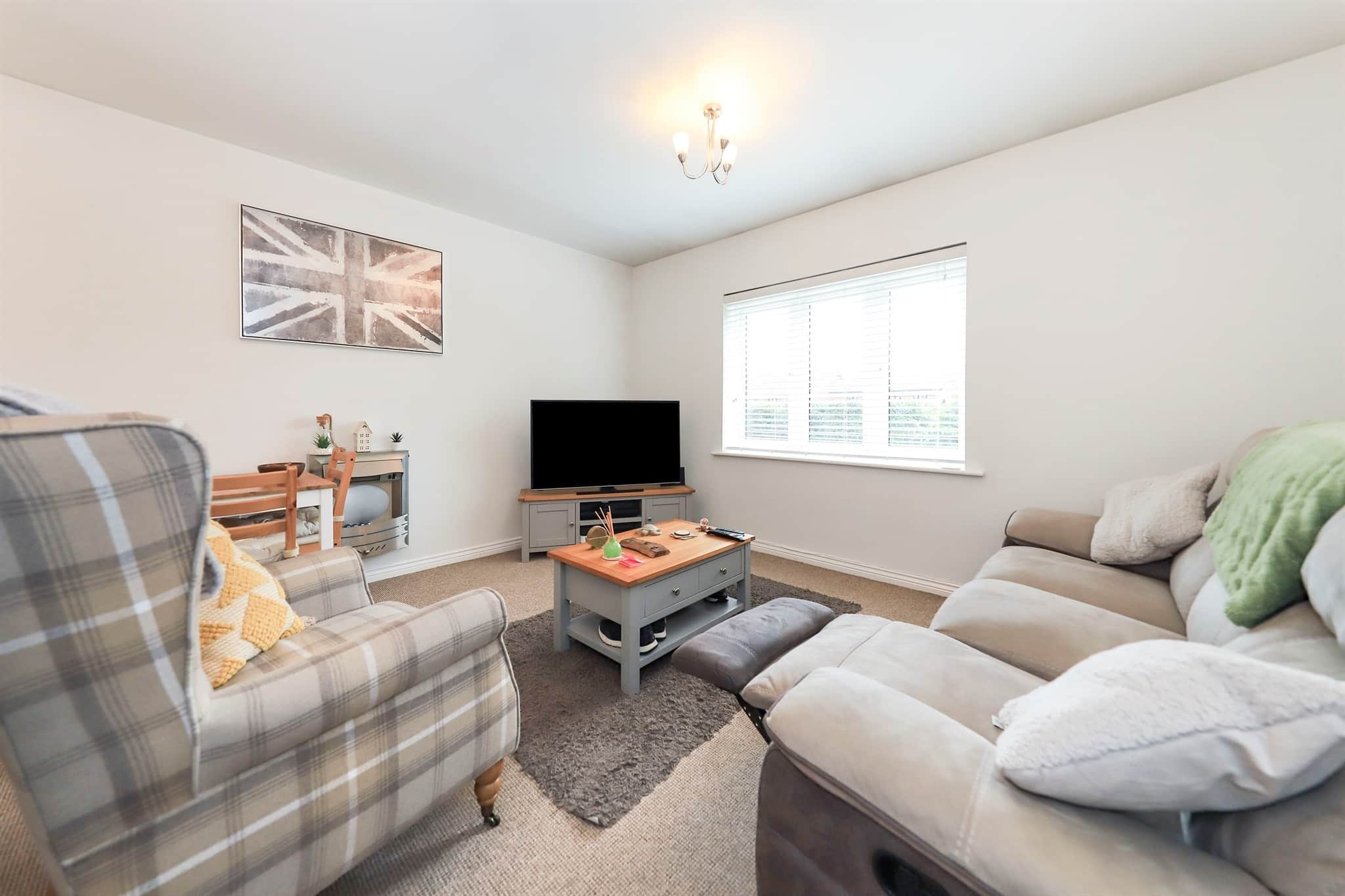 Property at Smallshire Close, Wednesfield, Wolverhampton