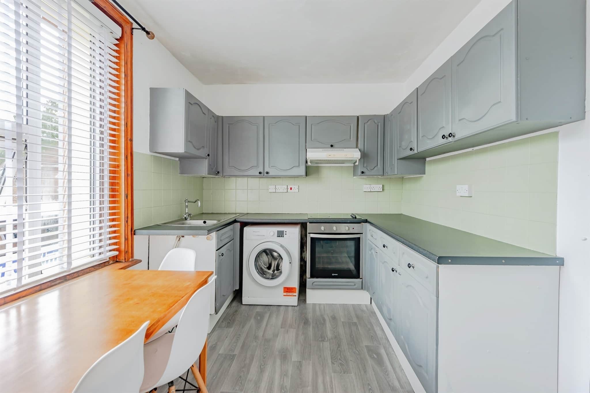 Property at Top Road, East Grinstead