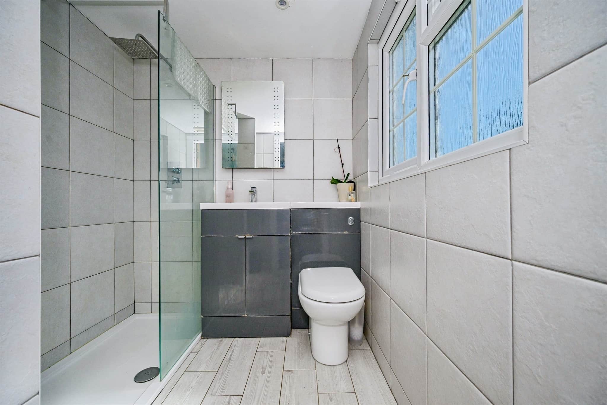 Property at Hunters Ride, Bricket Wood, St. Albans