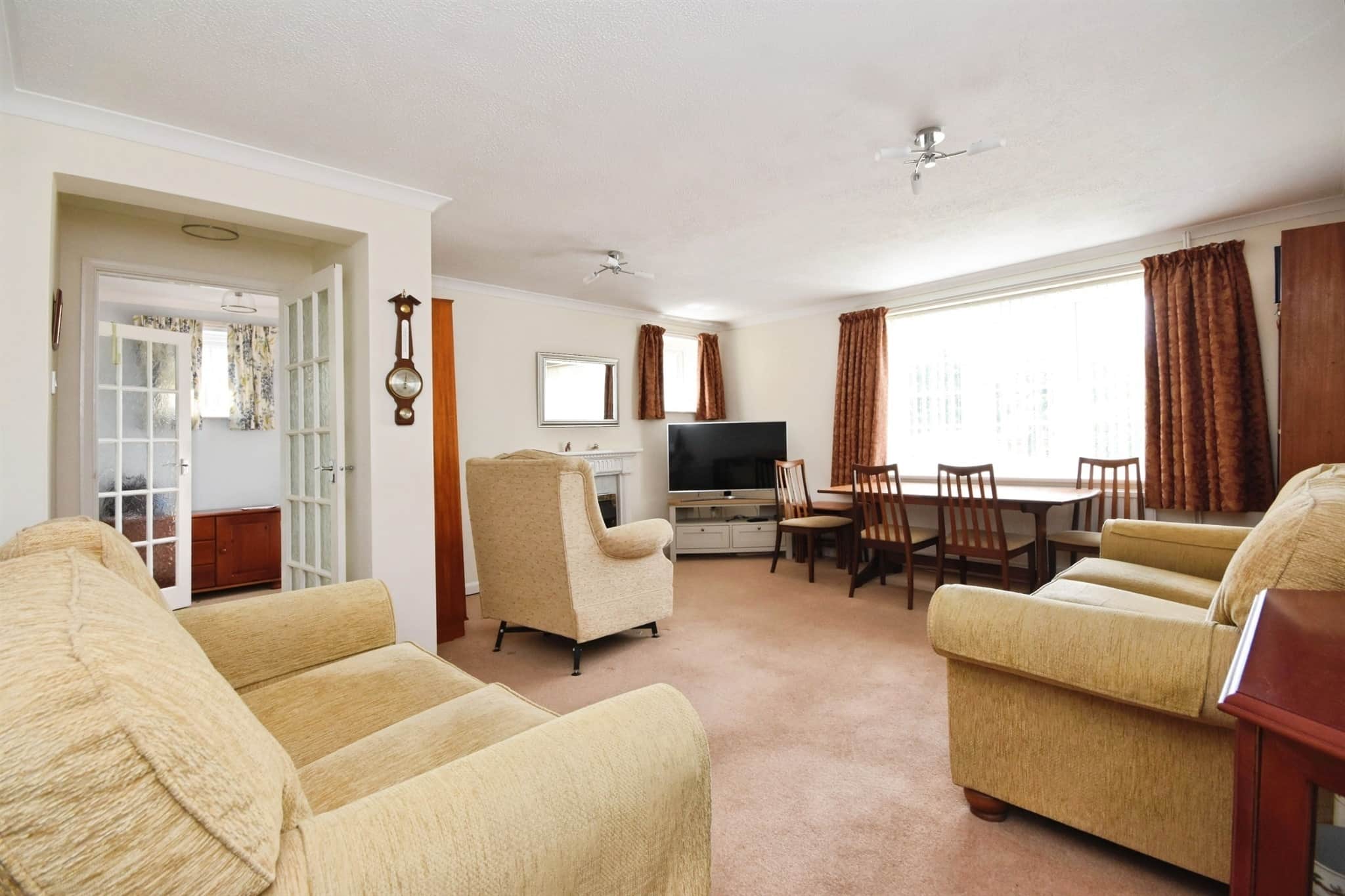 Property at Cromwell Avenue, Billericay