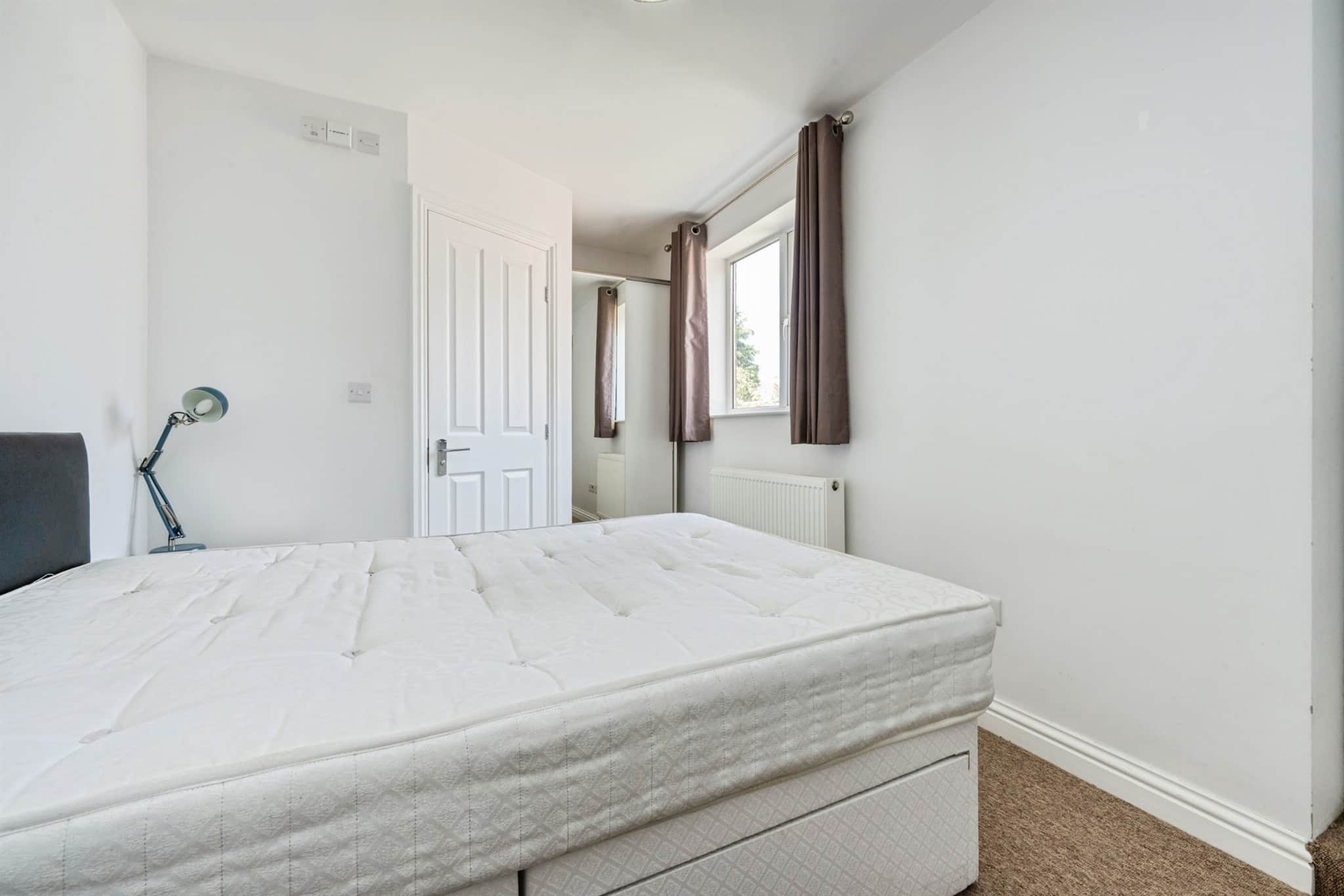 Property at Rowelfield, Luton