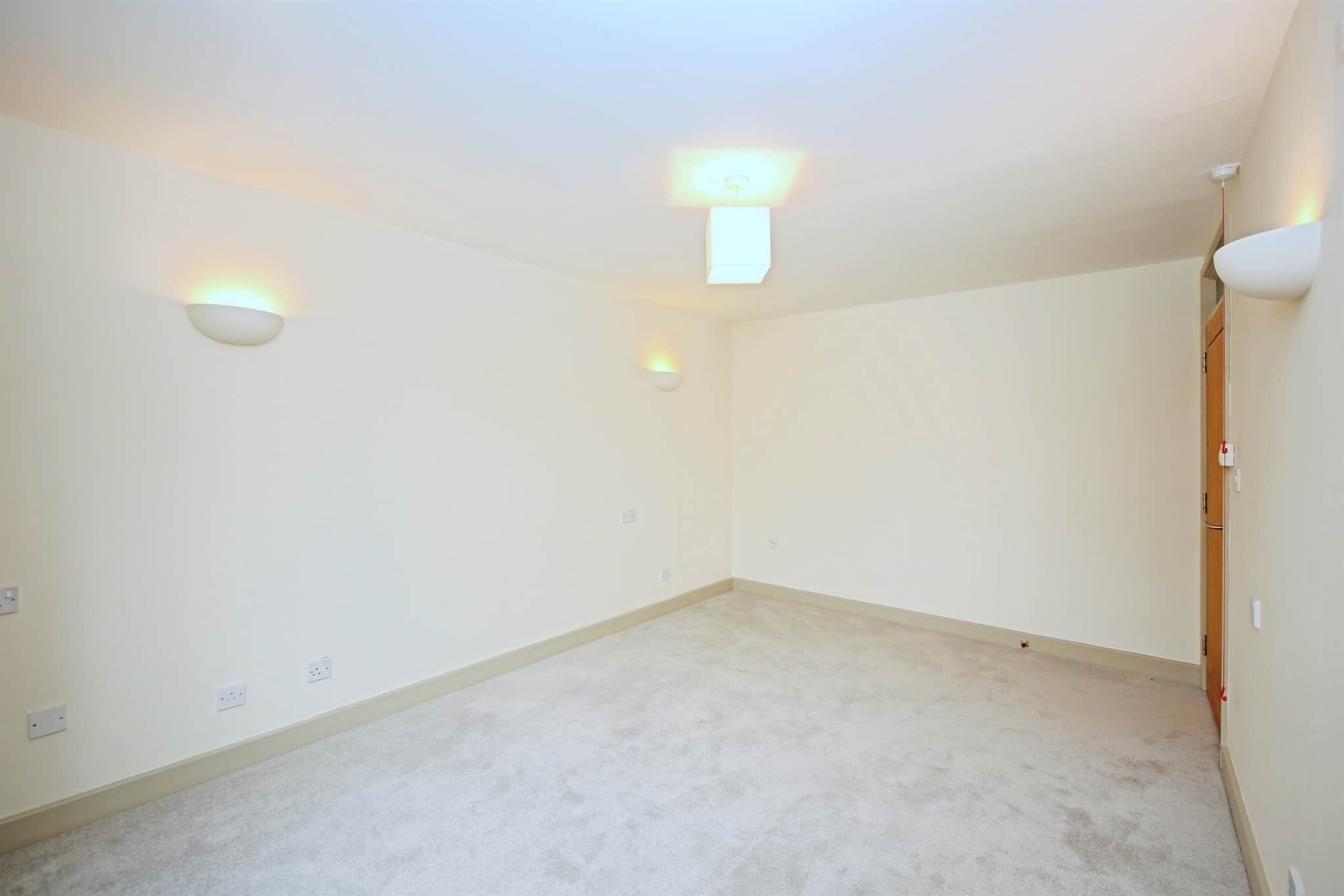 Property at Knights Lane, Tiddington, Stratford-Upon-Avon