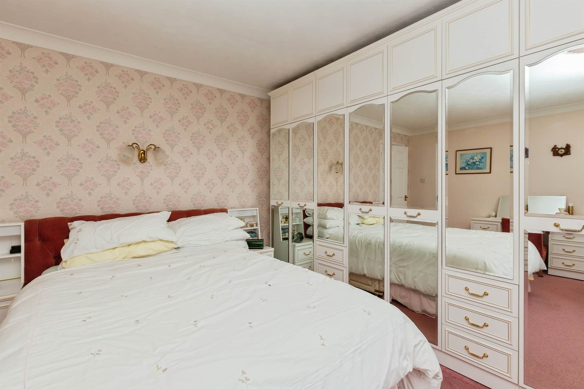 Property at Corfe Close, Aylesbury