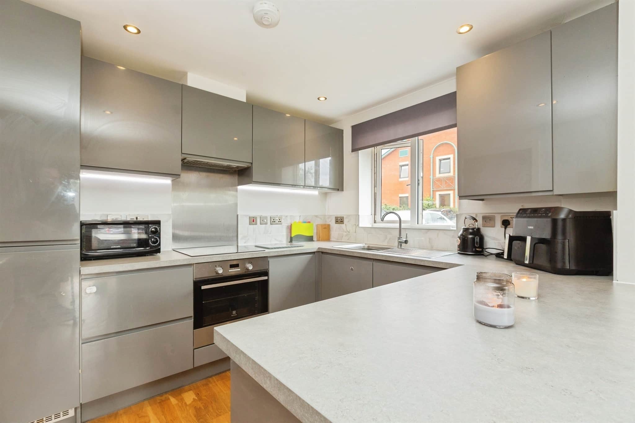 Property at Ainger Close, Aylesbury