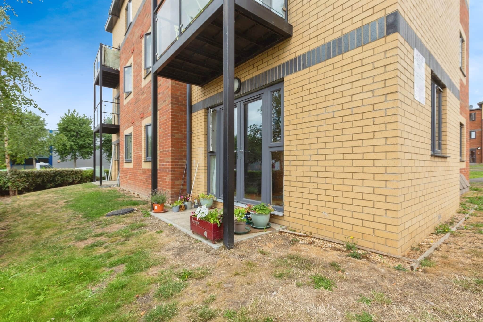 Property at Ainger Close, Aylesbury