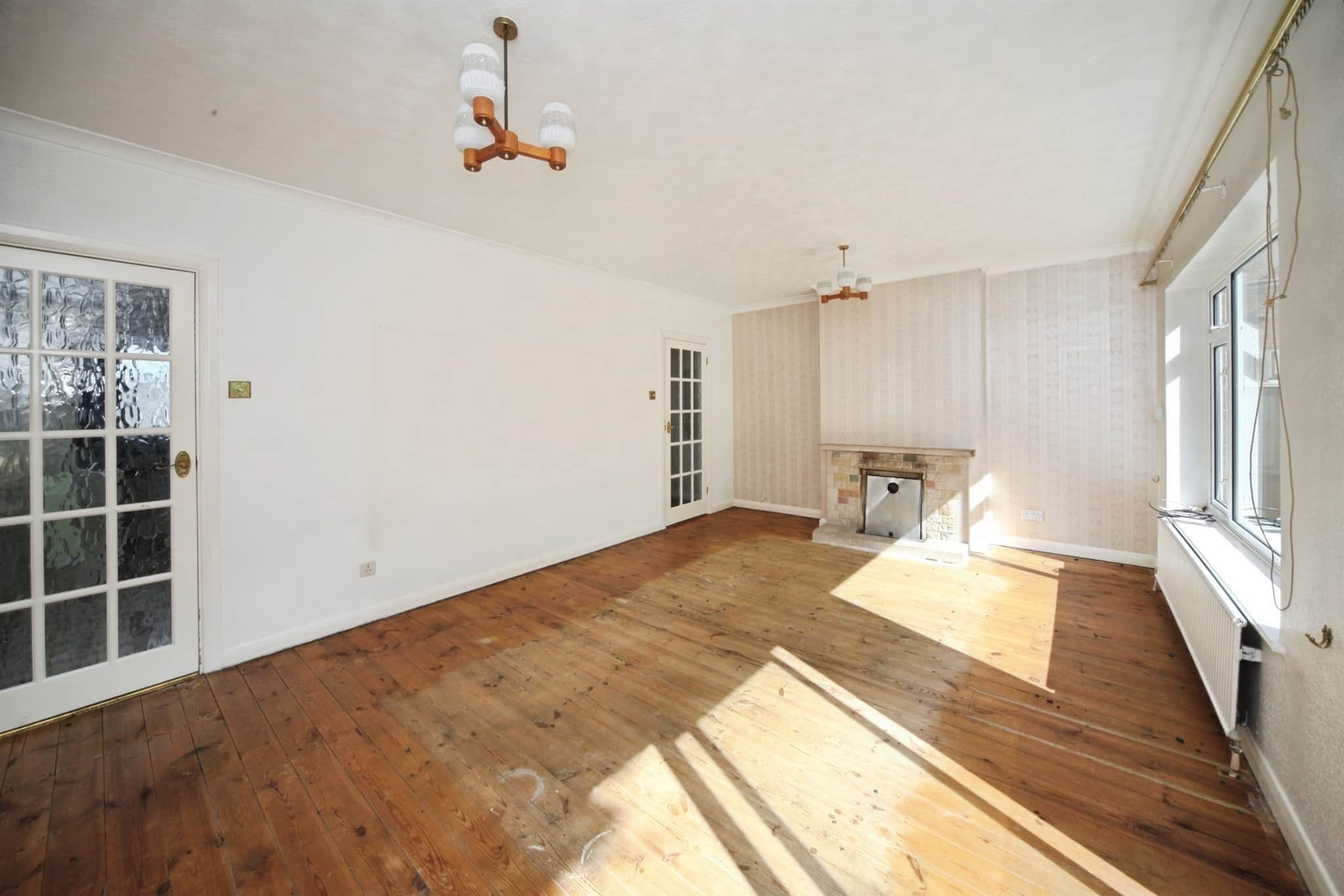 Property at Bibshall Crescent, Dunstable