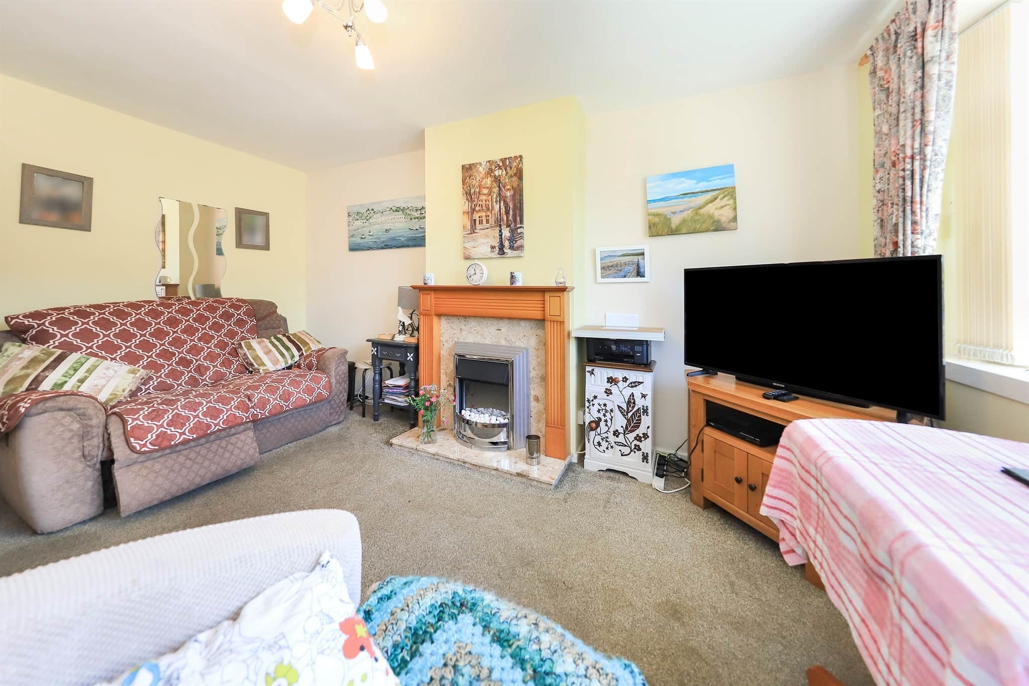 Property at Ashenden Rise, Castlecroft, Wolverhampton