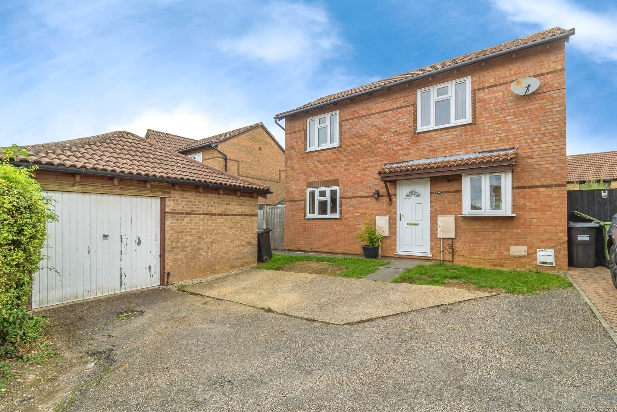 Property at Kelso Close, Bletchley, MILTON KEYNES