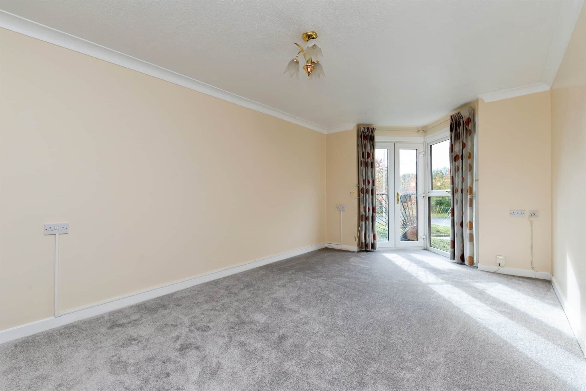 Property at Roseacre Gardens, Welwyn Garden City
