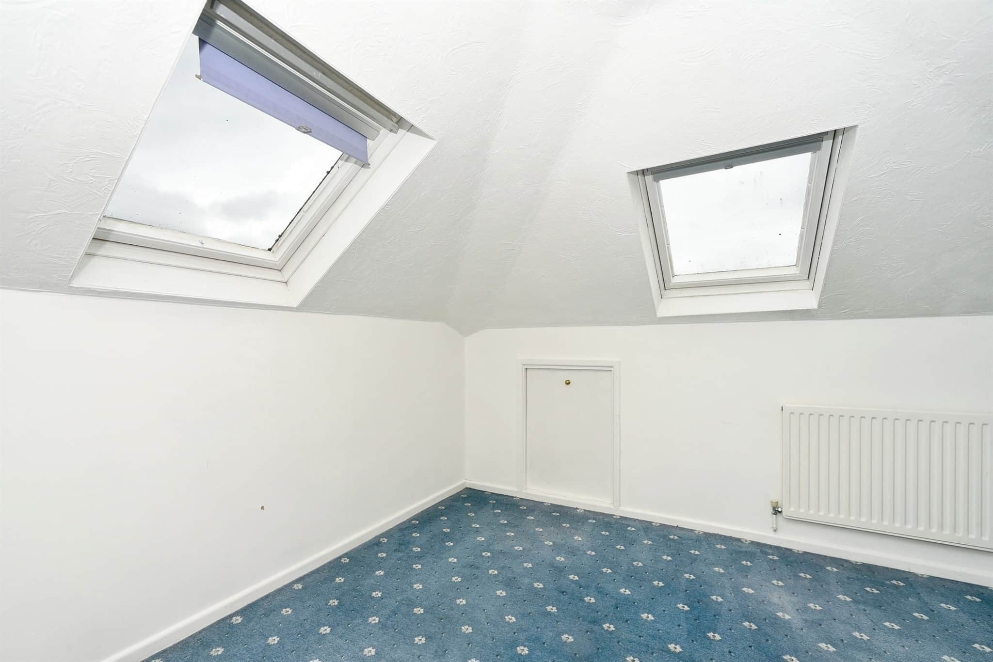 Property at Glenwood Close, Swindon