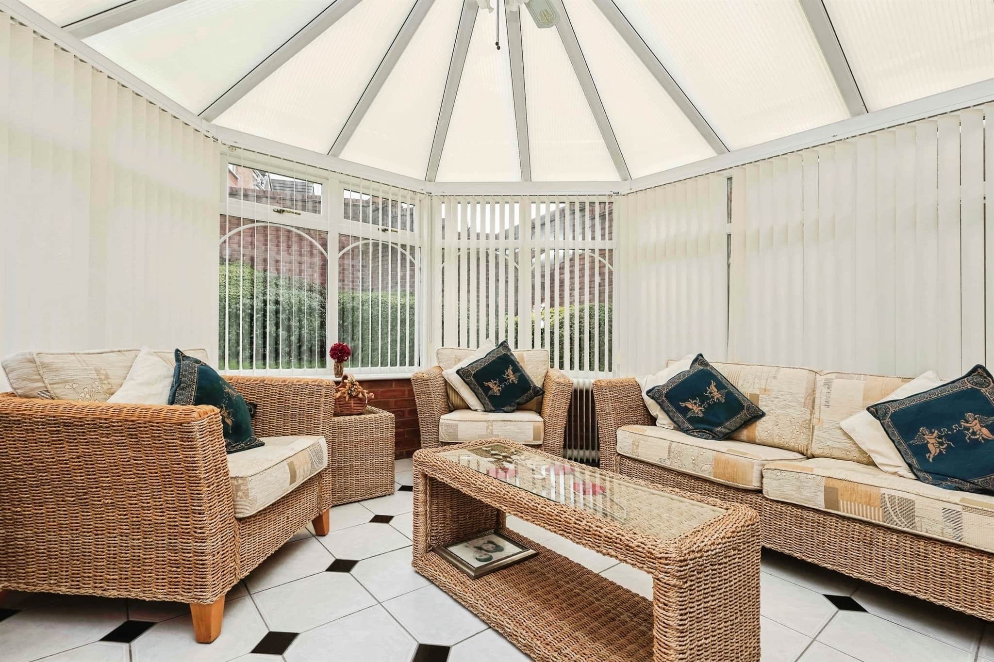 Property at Huskison Close, Tividale, Oldbury