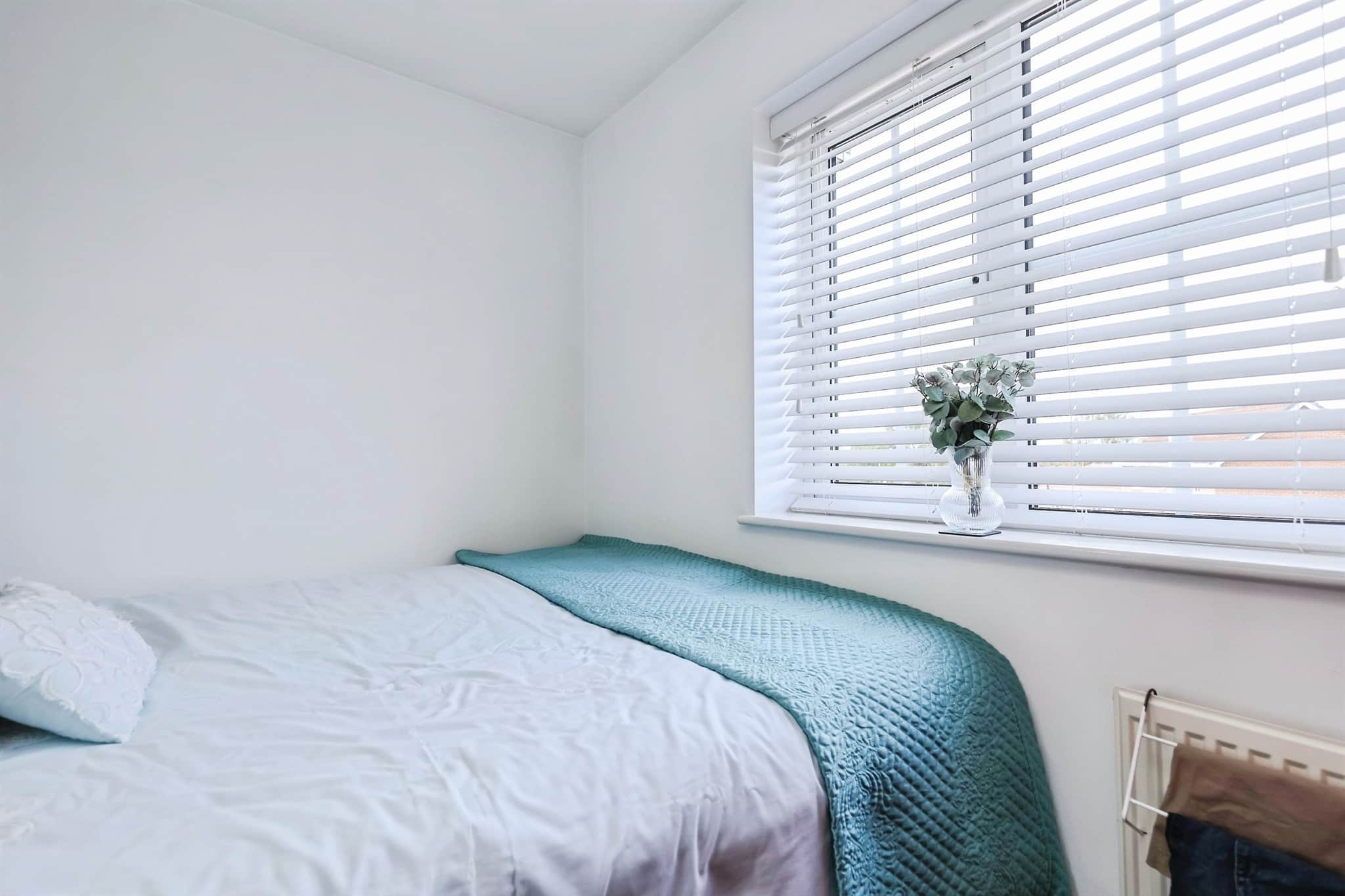 Property at Huskison Close, Tividale, Oldbury