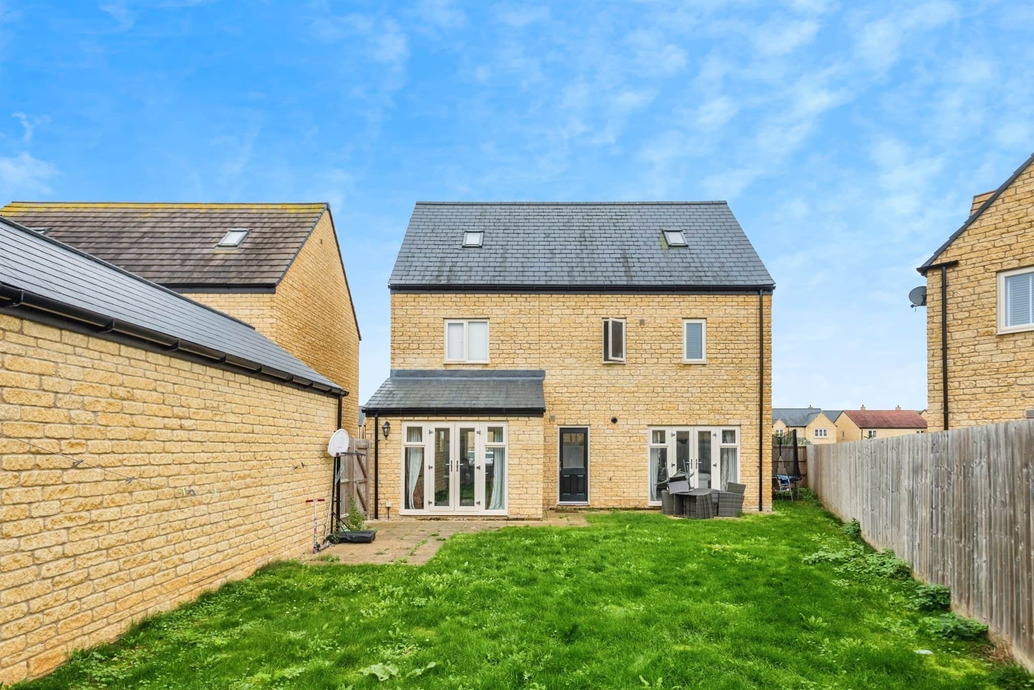Property at Mary Ellis Way, Witney
