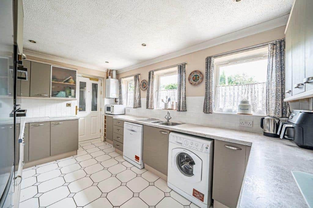 Property at Fyfield Road, Weyhill, Andover