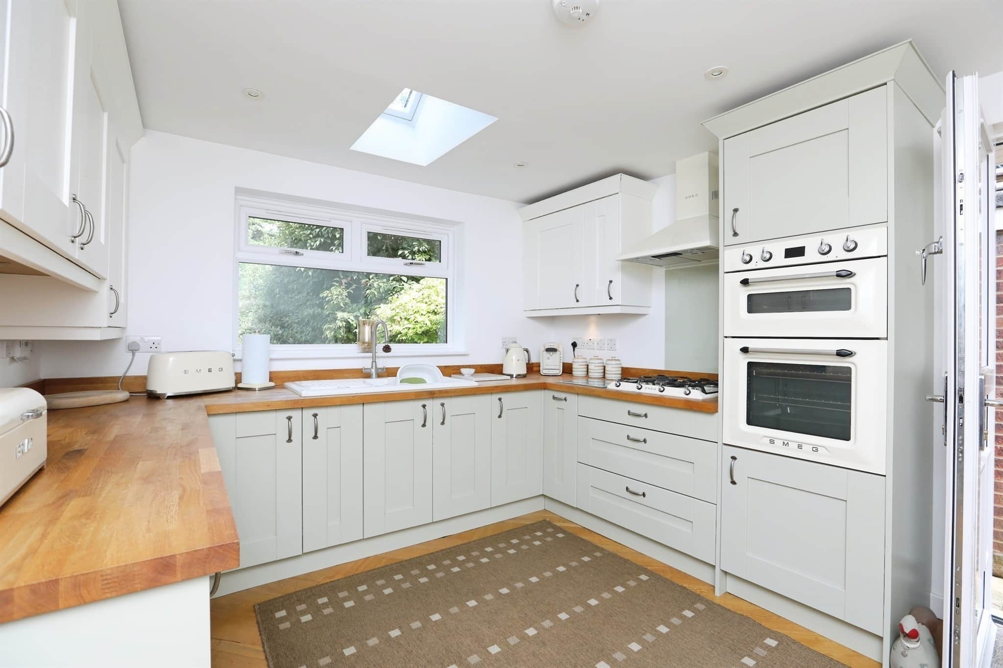 Property at Ashtead Drive, Bapchild, Sittingbourne