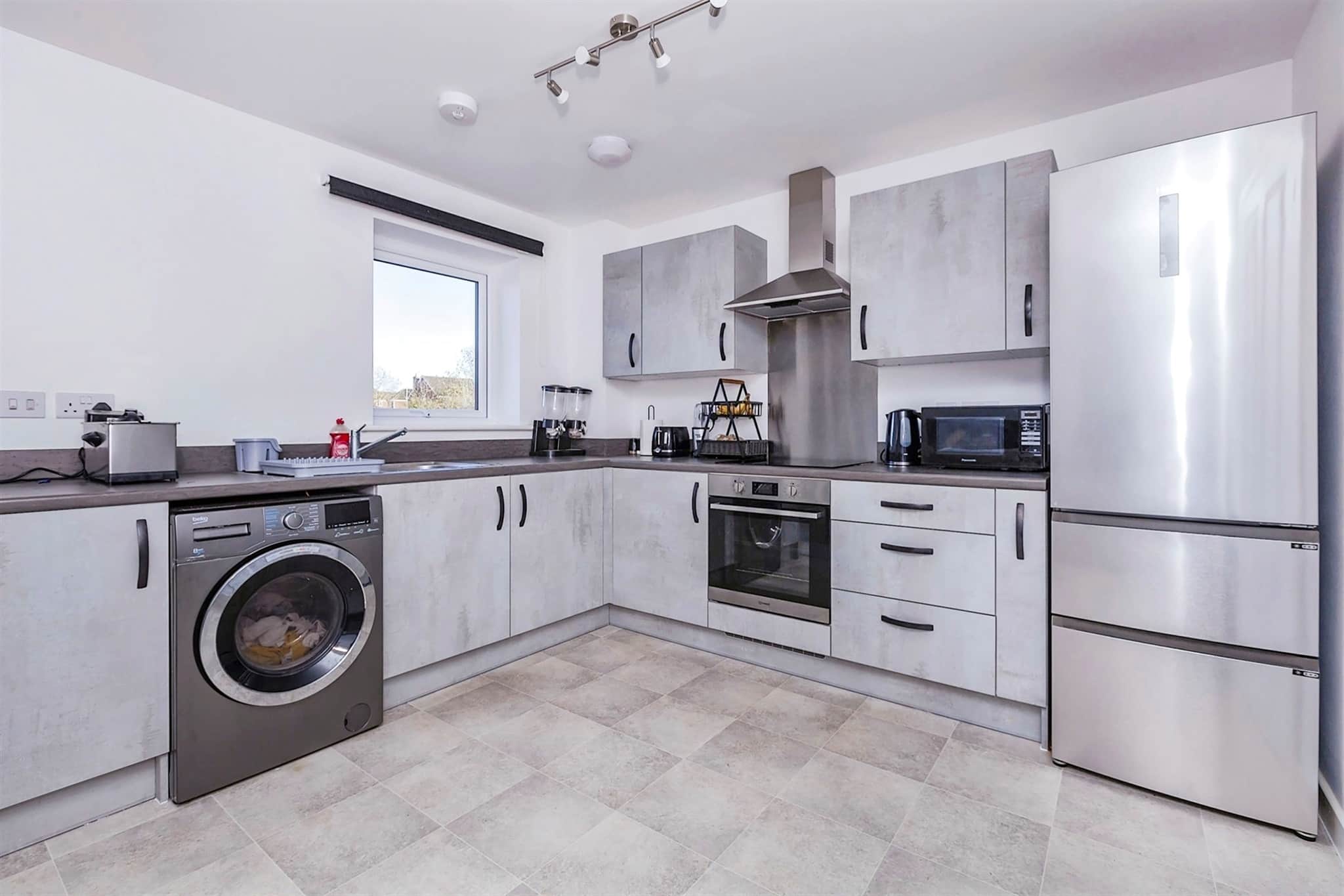 Property at Round Meadow Road, Leicester