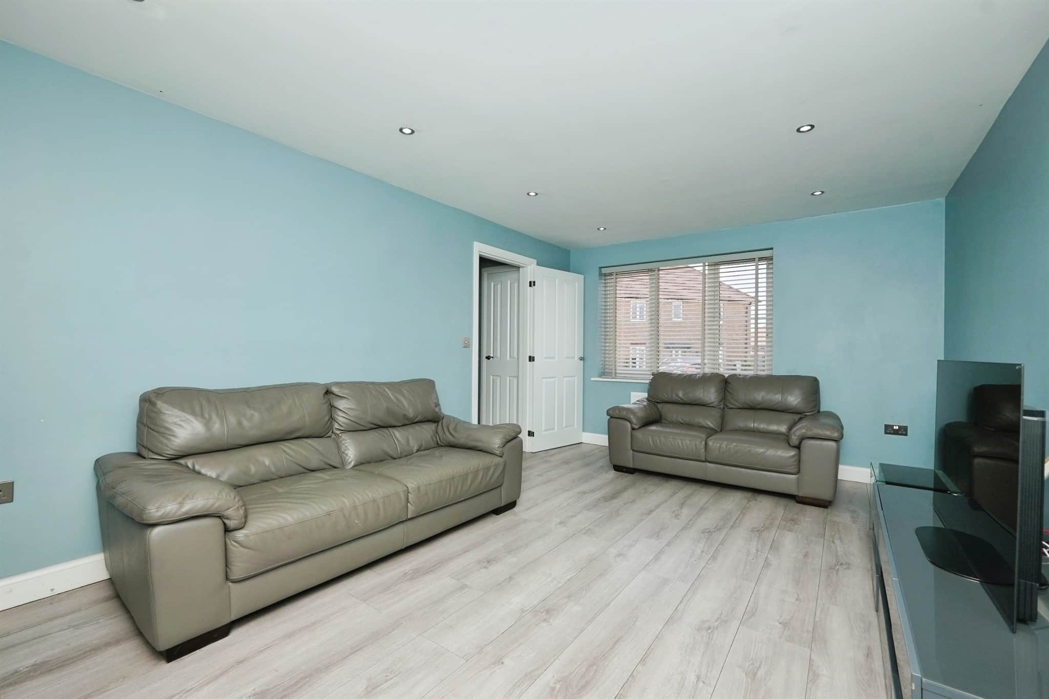 Property at Rhondda Vale, Aylesham, Canterbury