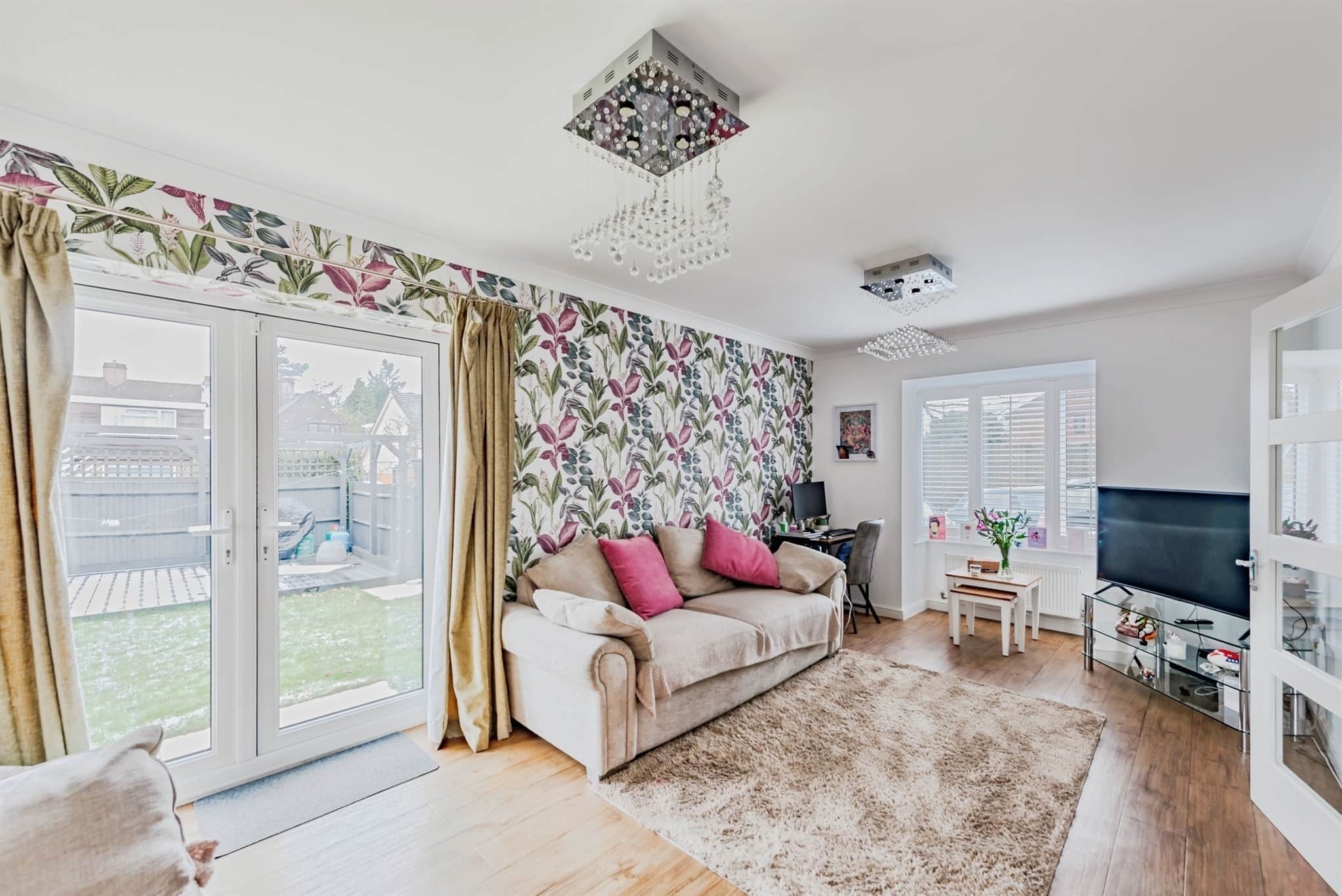 Property at Donald Gardens, Hookwood, Horley