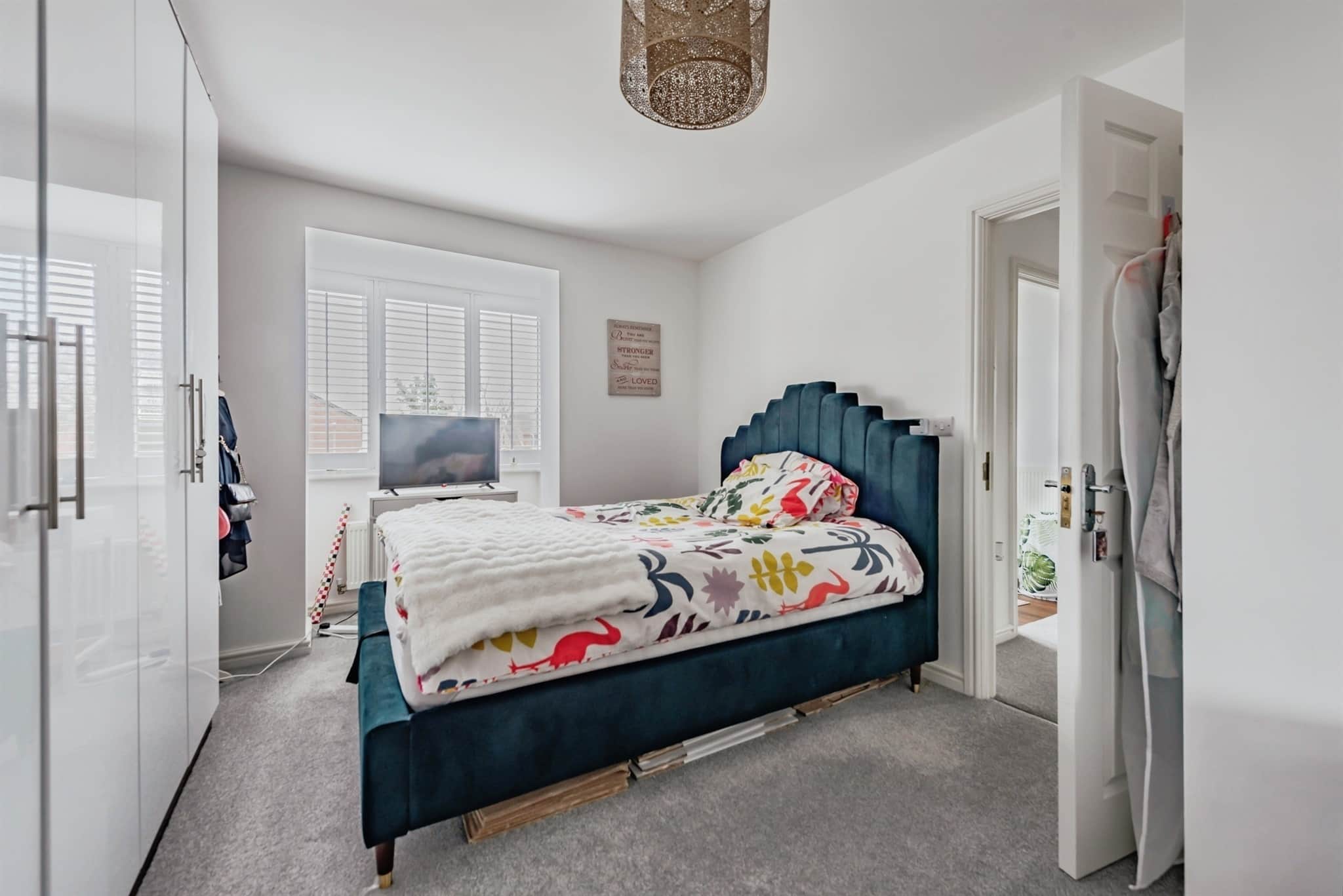 Property at Donald Gardens, Hookwood, Horley