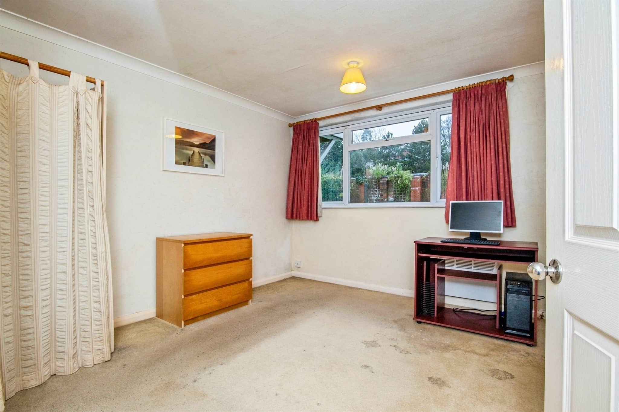 Property at Elmfield Gardens, Worcester