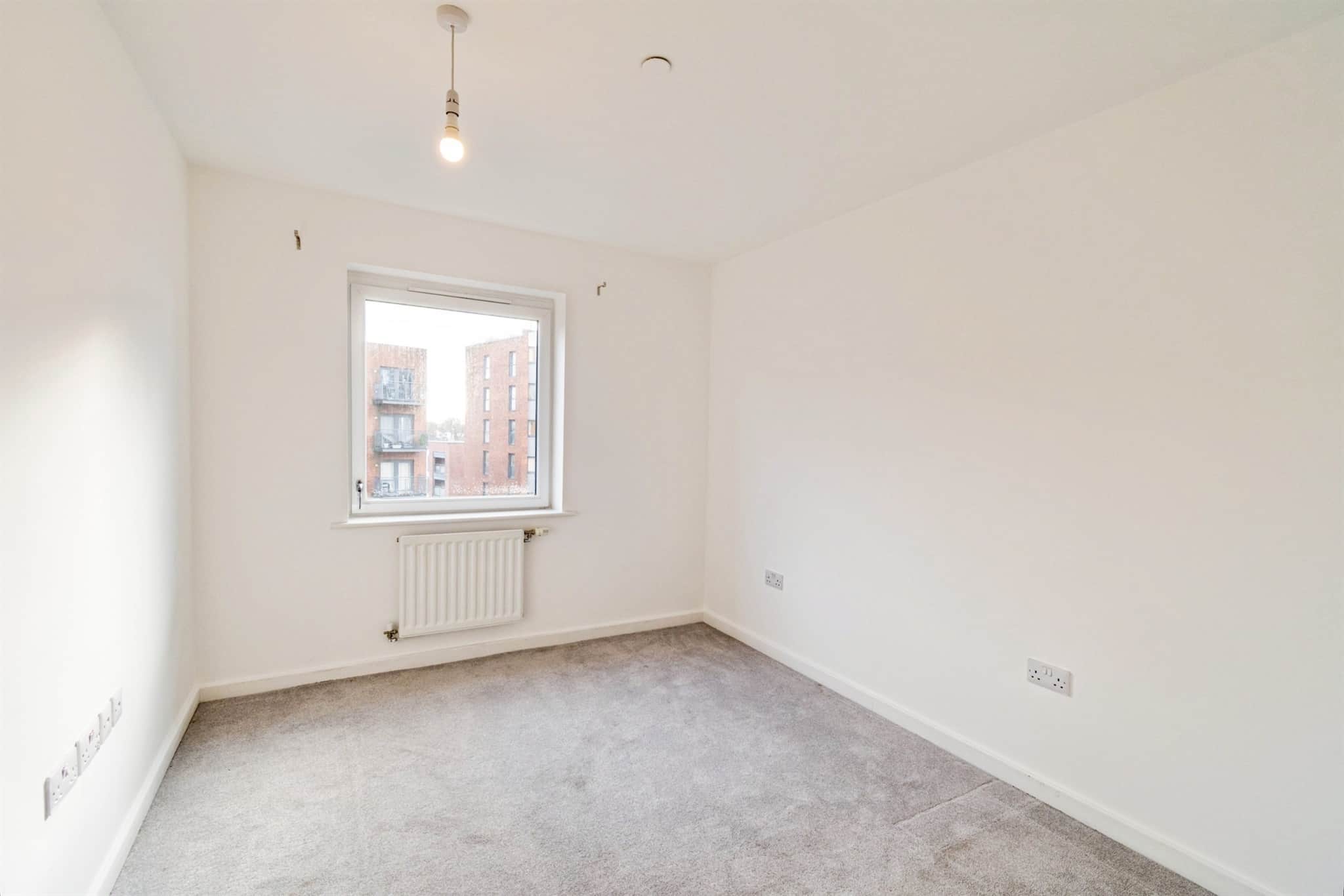 Property at Centenary Plaza, Southampton