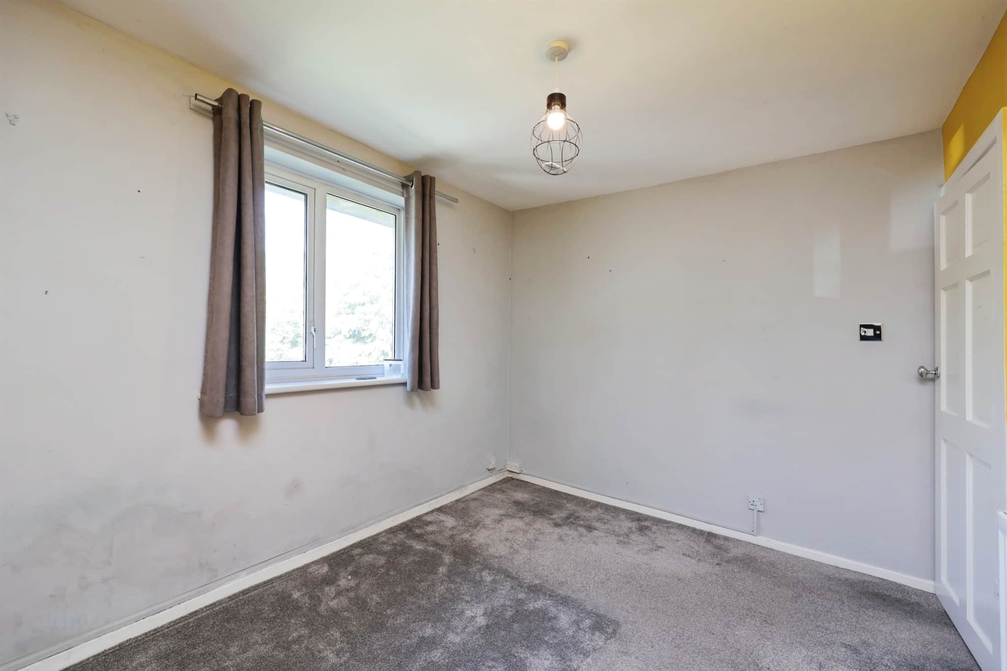 Property at London Road, High Wycombe