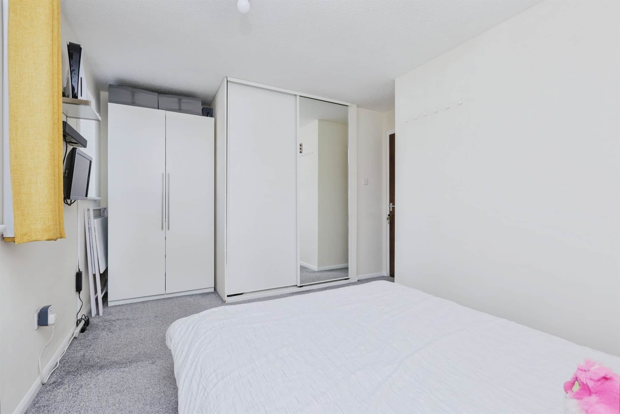 Property at Woodborough Road, Leicester
