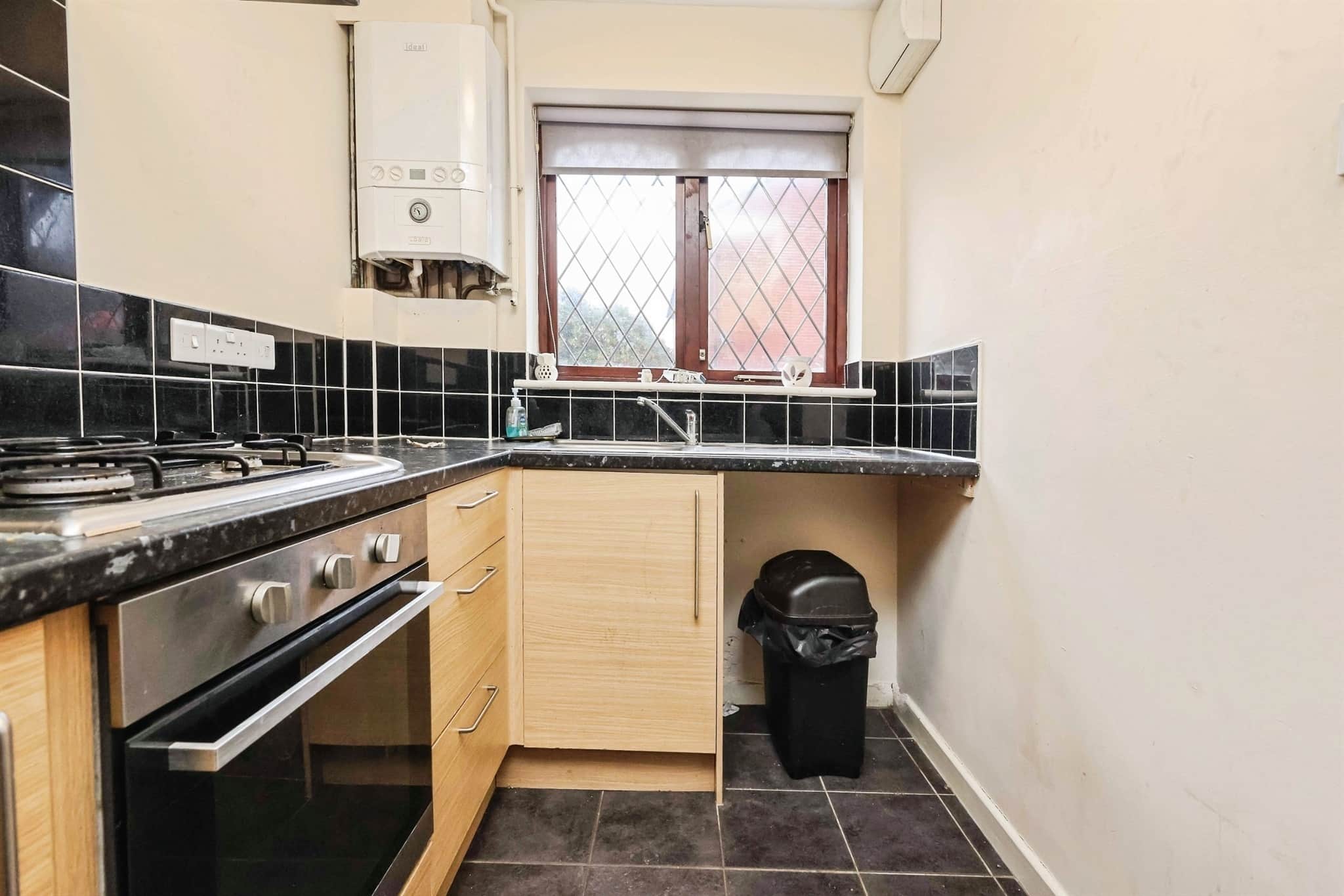 Property at Sandpiper Close, Wollescote, Stourbridge