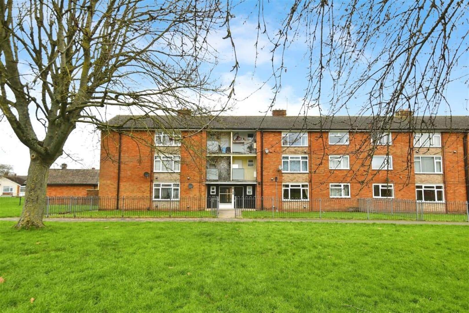 Property at Welcombe Avenue, Swindon