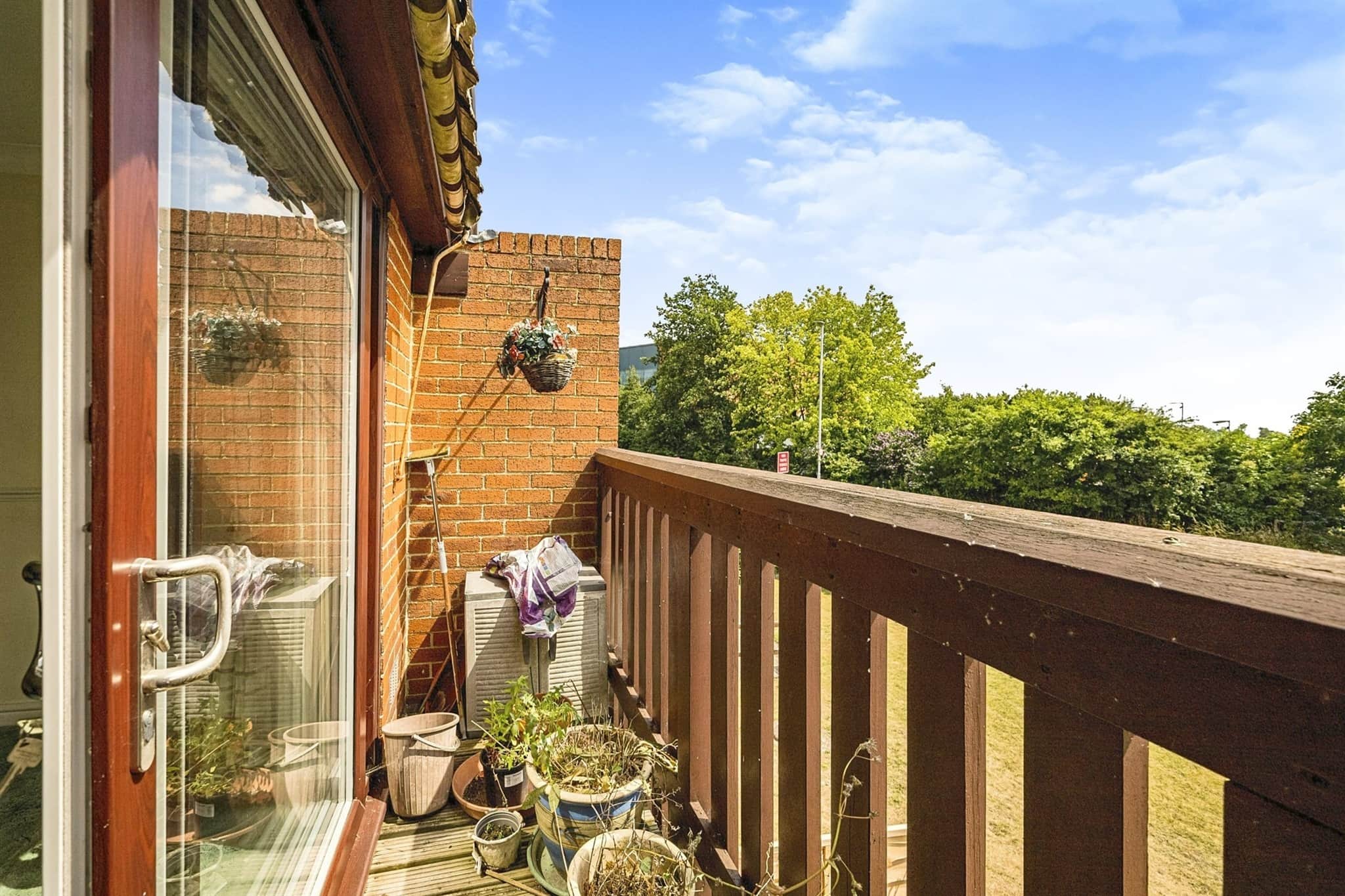 Property at Lansdowne Way, High Wycombe
