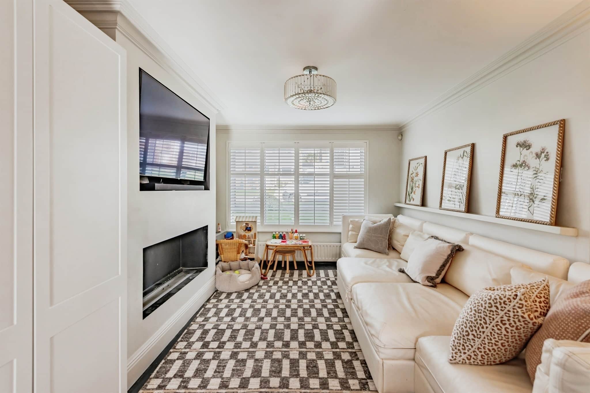 Property at Woburn Road, Crawley