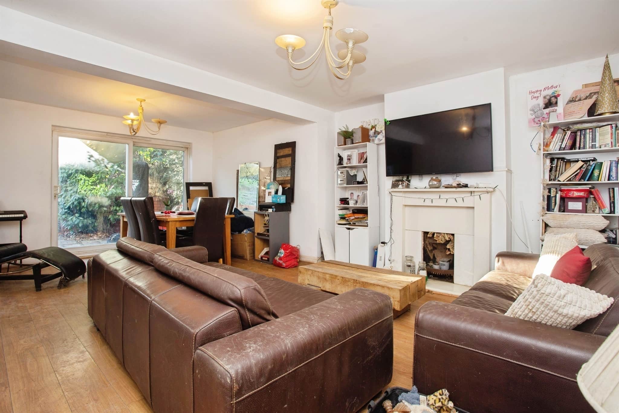 Property at Kimble Crescent, Bushey