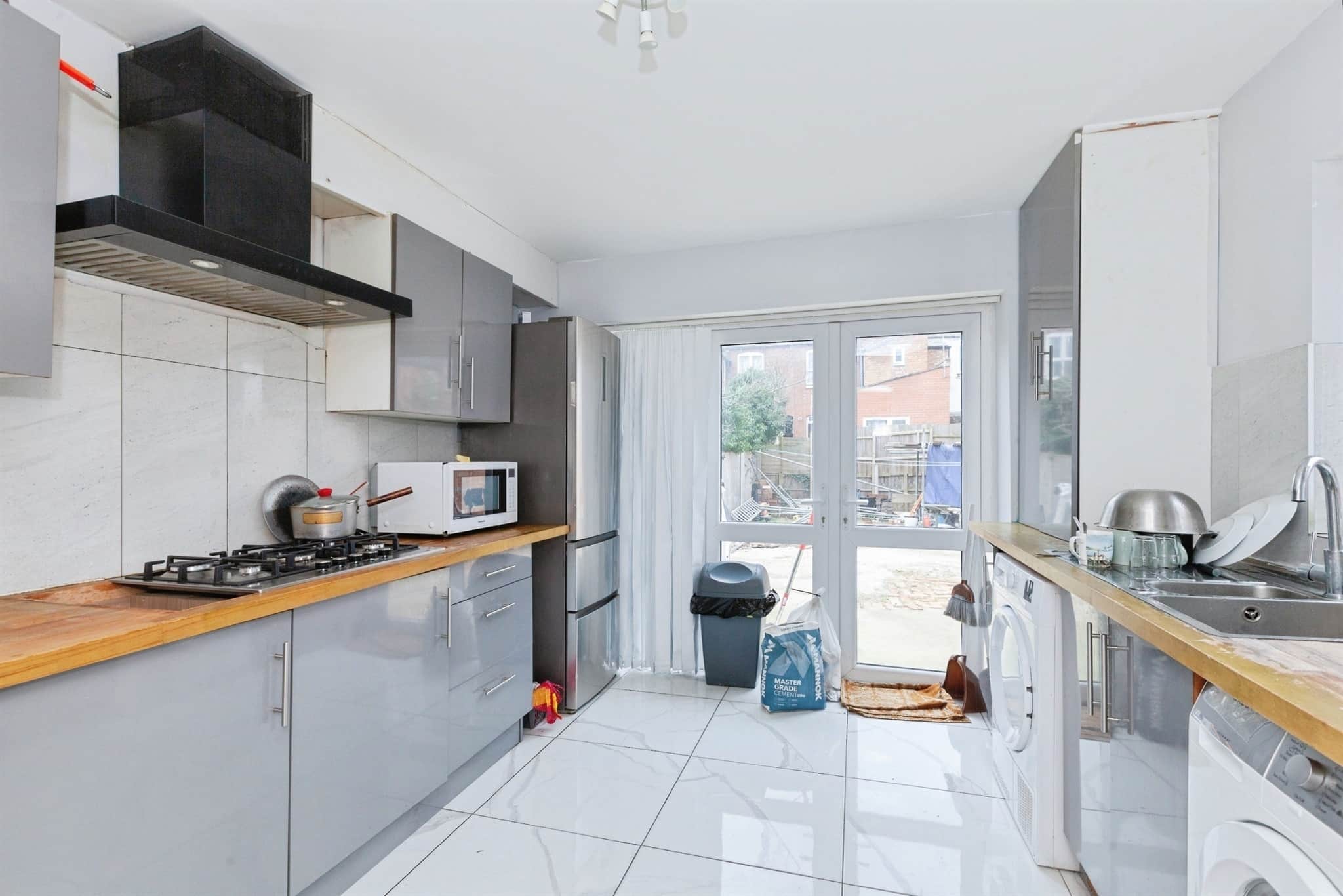 Property at Lothair Road, Leicester