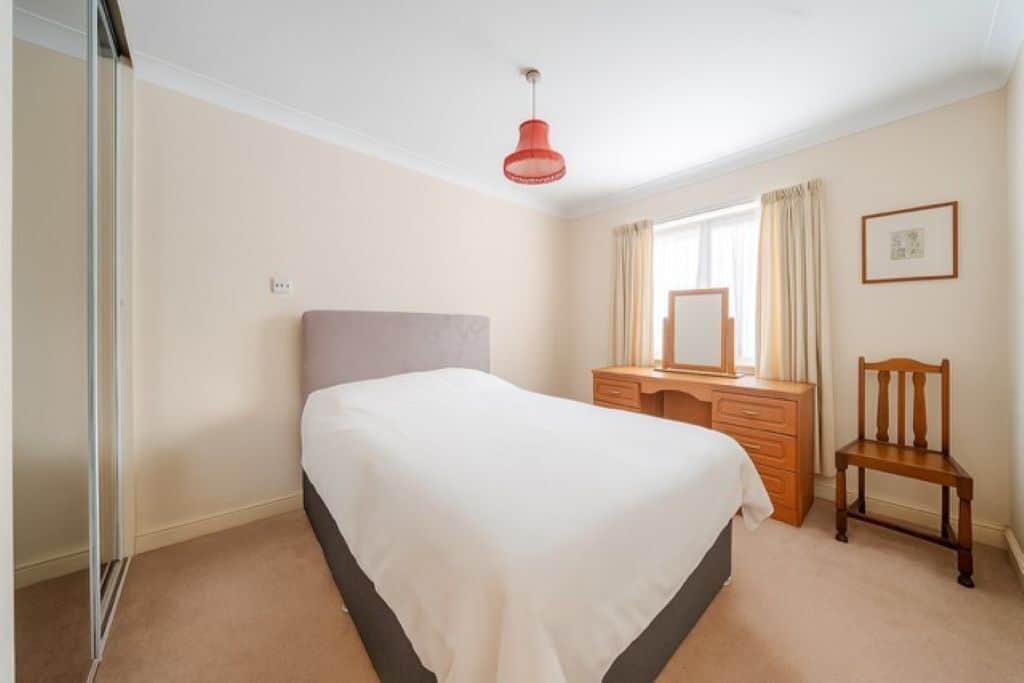 Property at Batchwood View, St. Albans