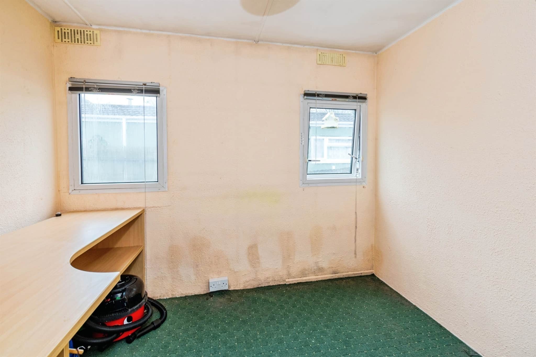 Property at Allington Lane, West End, Southampton