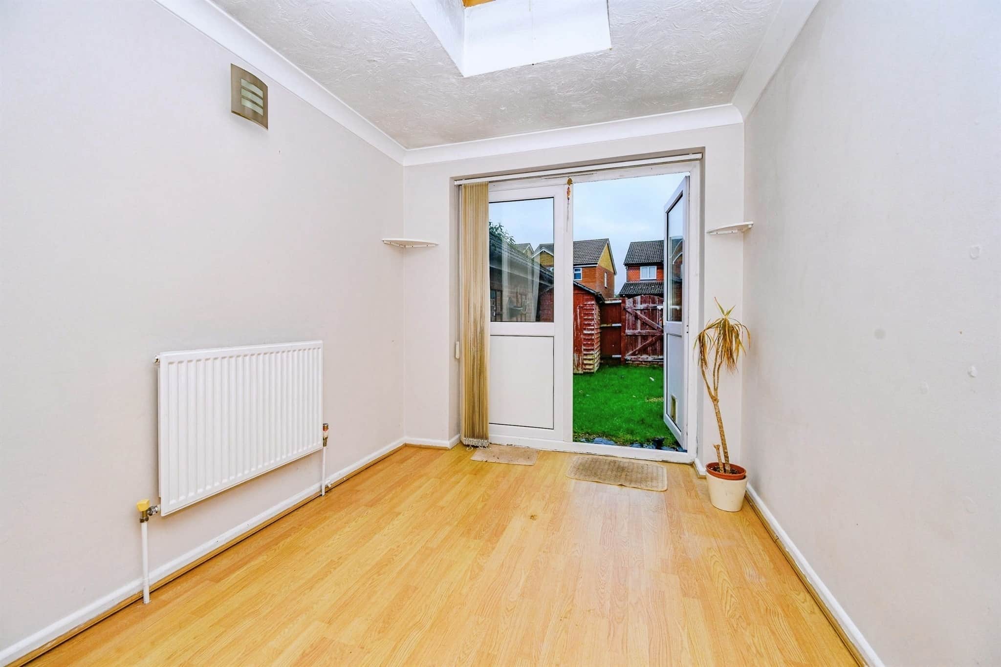 Property at Temple Close, Luton