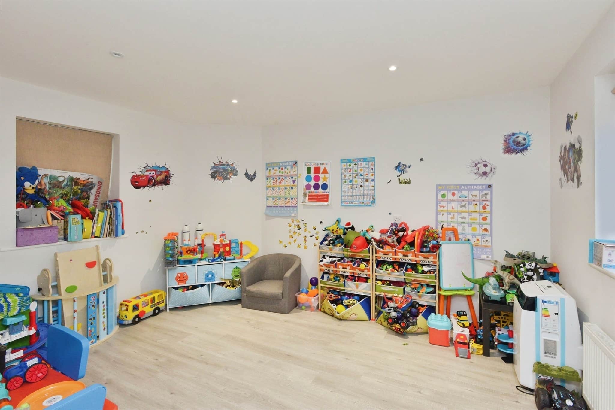 Property at Tenby Grove, Kingsmead, Milton Keynes