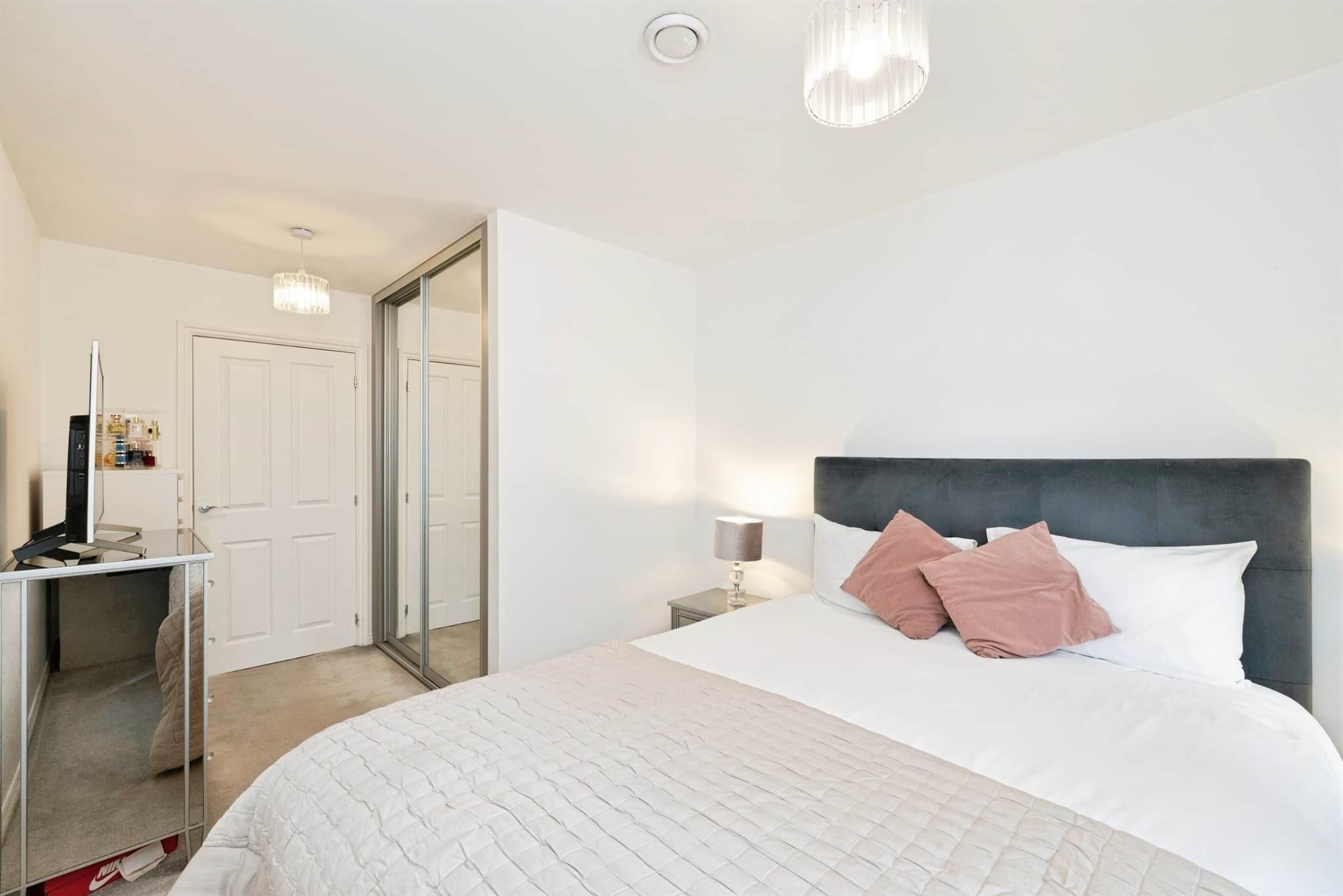 Property at Elstree Way, Borehamwood