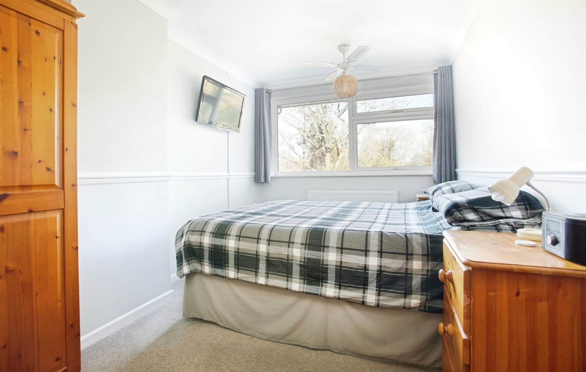 Property at Bracken Close, North Baddesley, SOUTHAMPTON