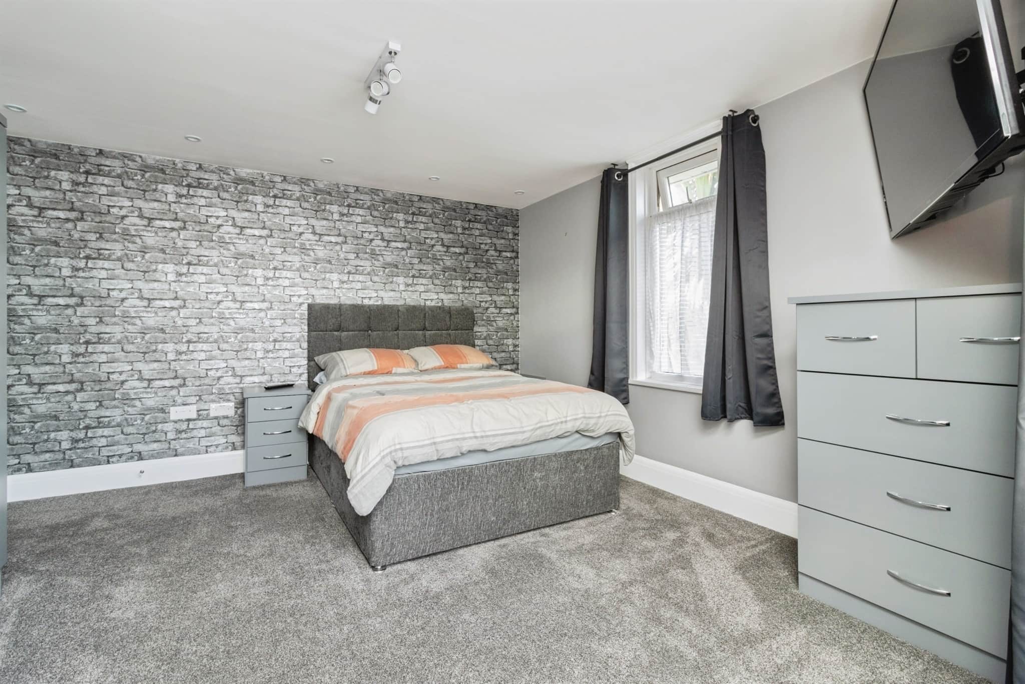 Property at Barnfield Road, Paignton