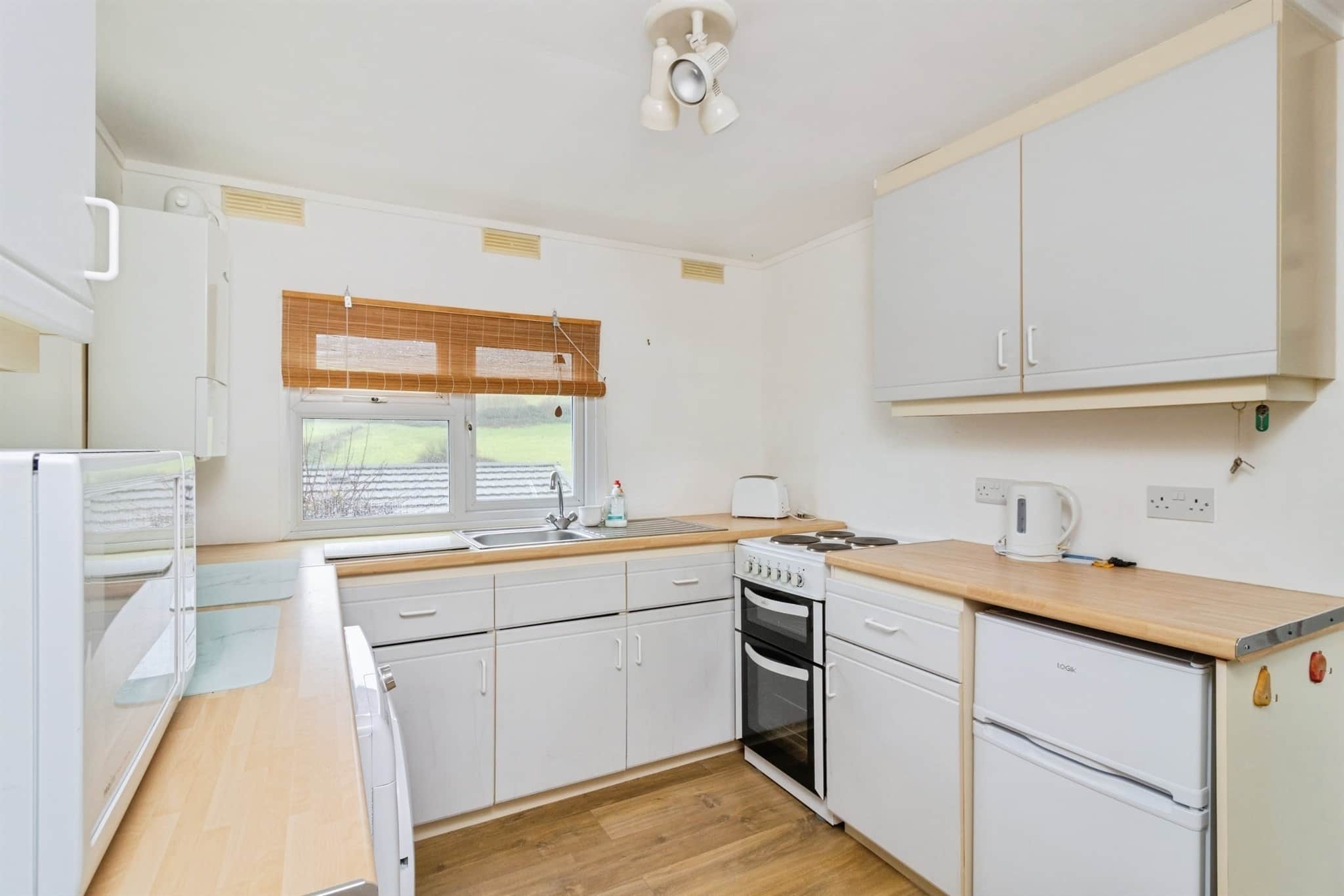 Property at Totnes Road, Paignton