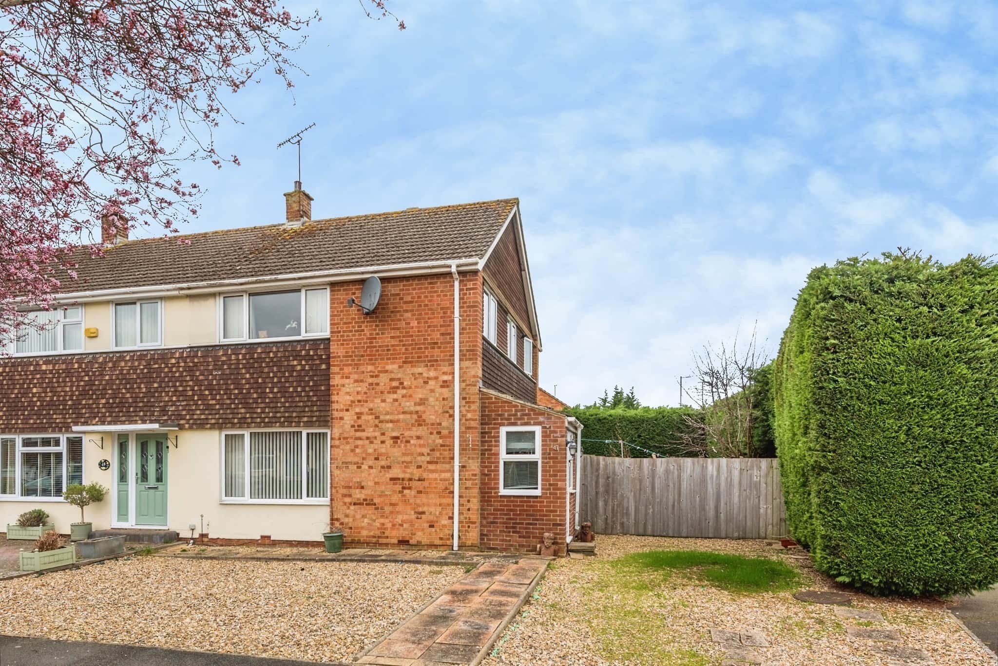 Property at Thames Avenue, Swindon