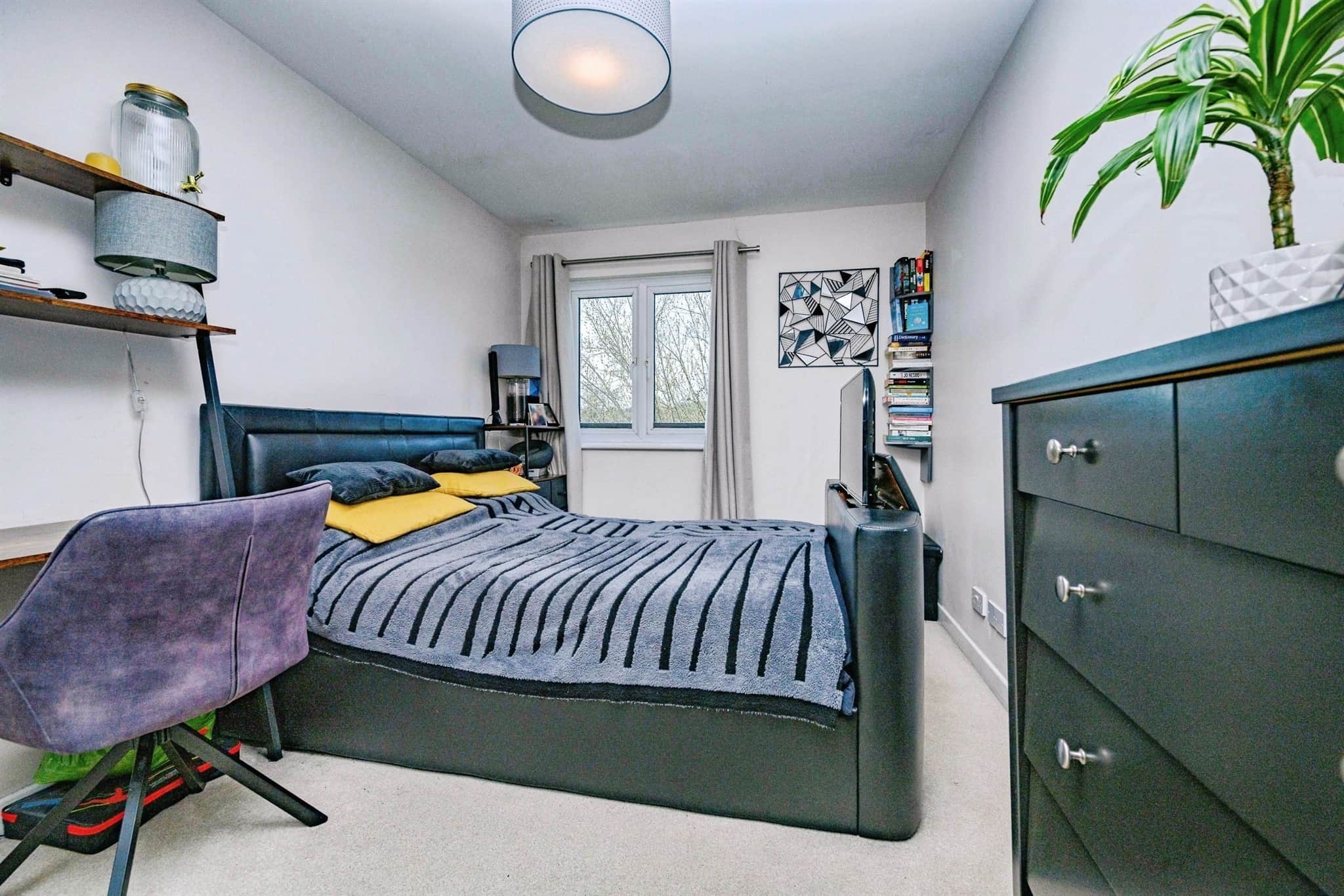 Property at Lake View, Railway Terrace, KINGS LANGLEY