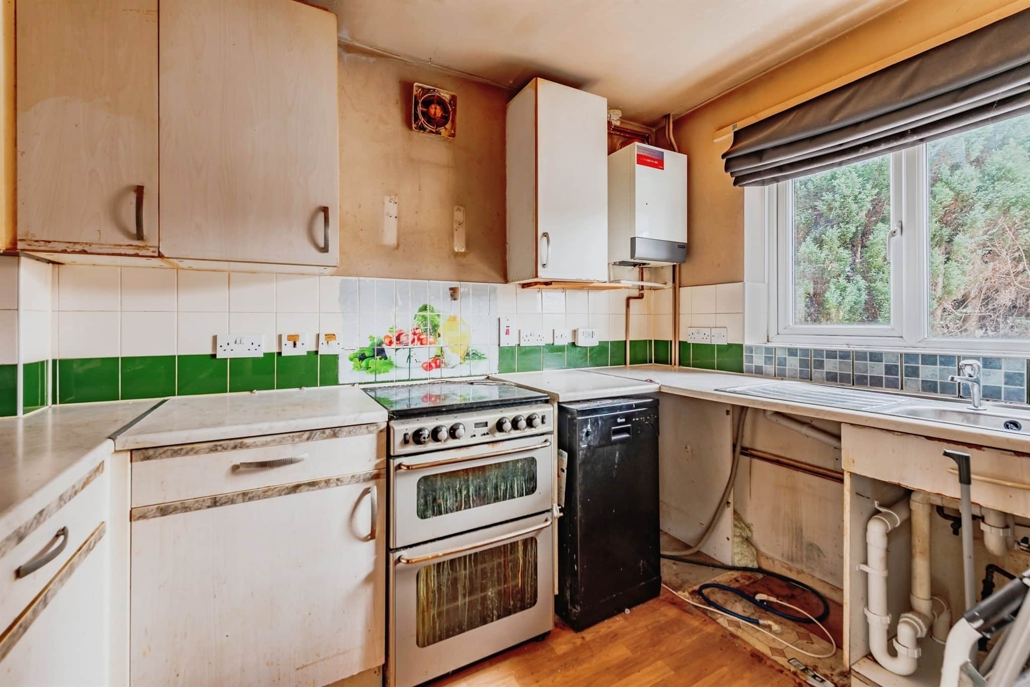Property at Six Penny Close, EDENBRIDGE