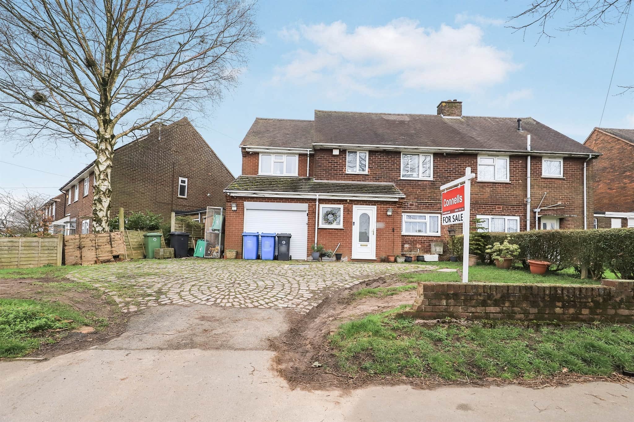 Property at Brownshore Lane, Essington, Wolverhampton